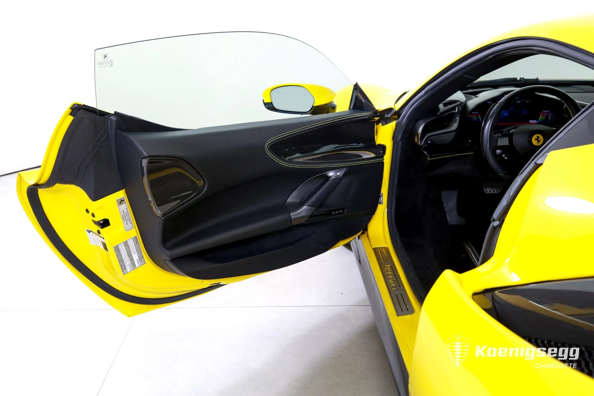 mph009_697901316_Used_2021_Ferrari_SF_90_Stradale_1760975075_d5e54697ee