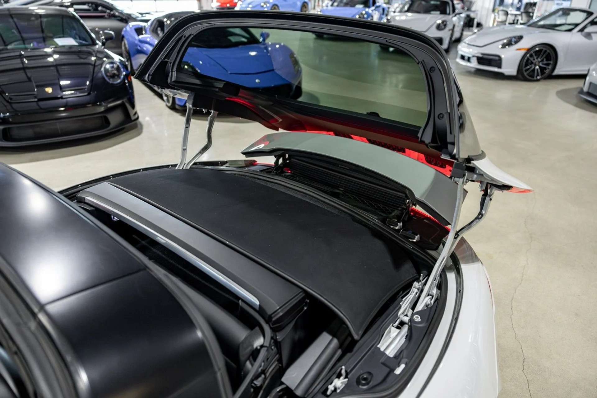 mph009_707672613_2_A_05e4cca7db