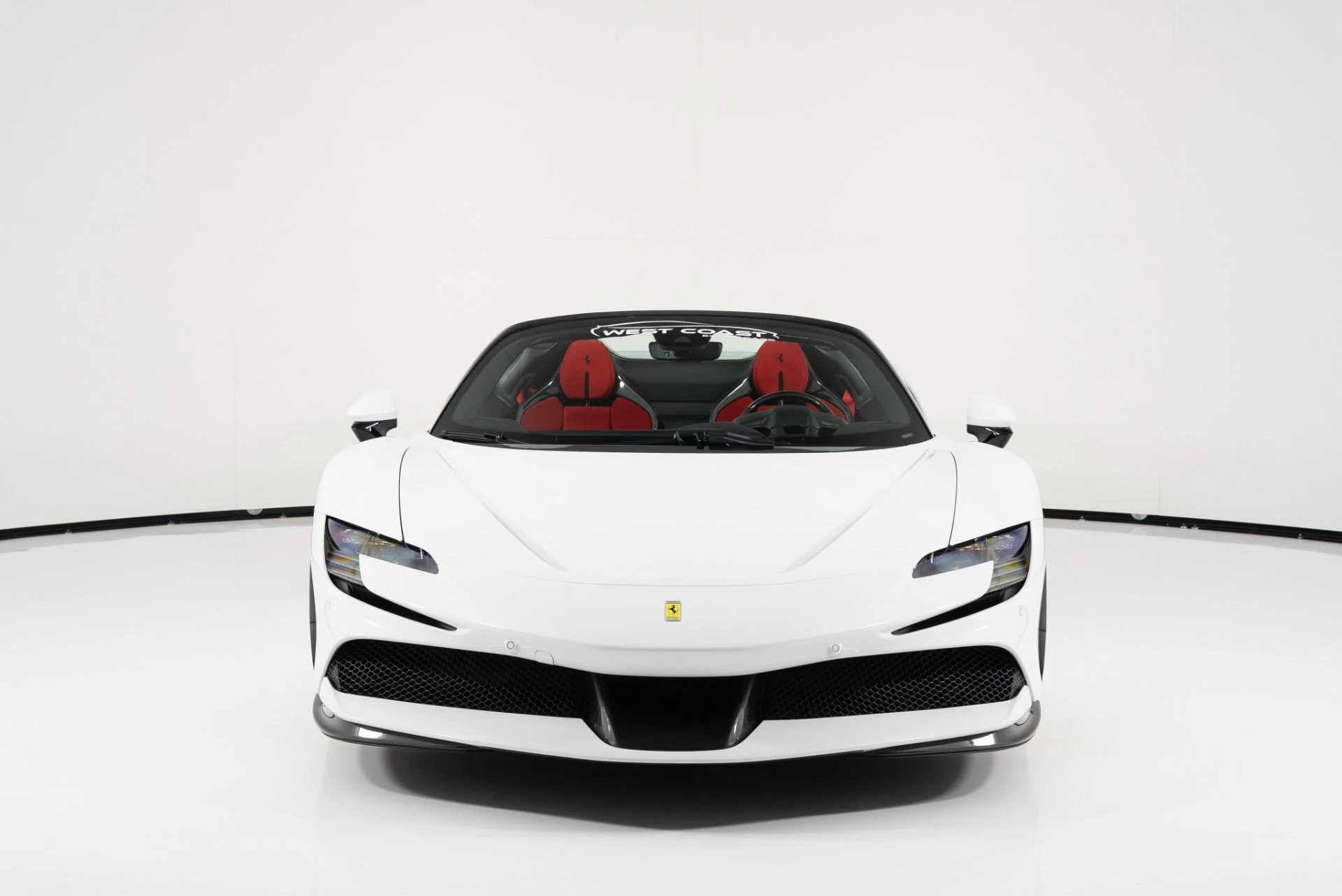 mph009_711311986_Used_2024_Ferrari_SF_90_Spider_1753904210_a249e0a056