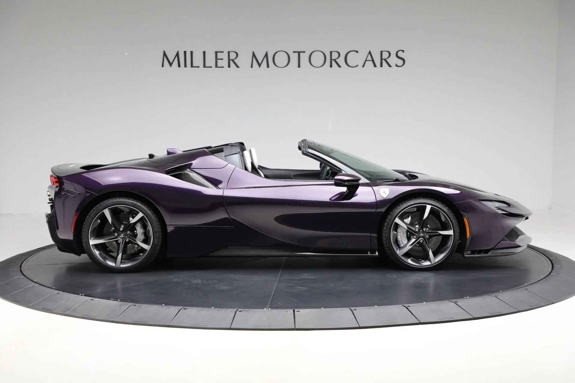 mph009_714201444_Used_2024_Ferrari_SF_90_Spider_4b094a3b1d
