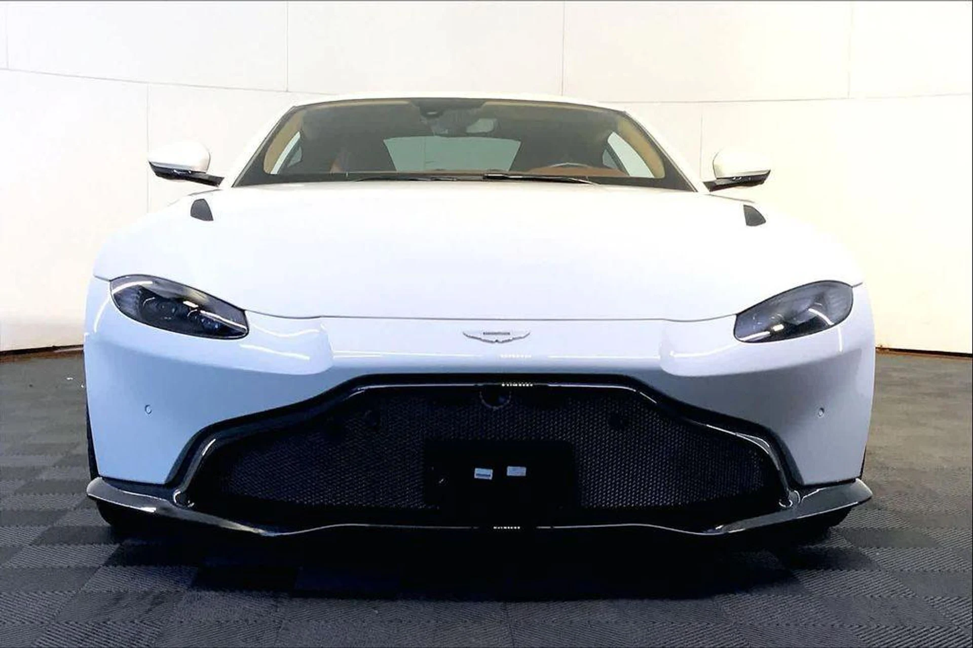 mph009_717246500_K_Cn09bn_RC_8_C_Ql_Ij_Gy7_Lt_Ns_Qrkl_E_6205f03d87