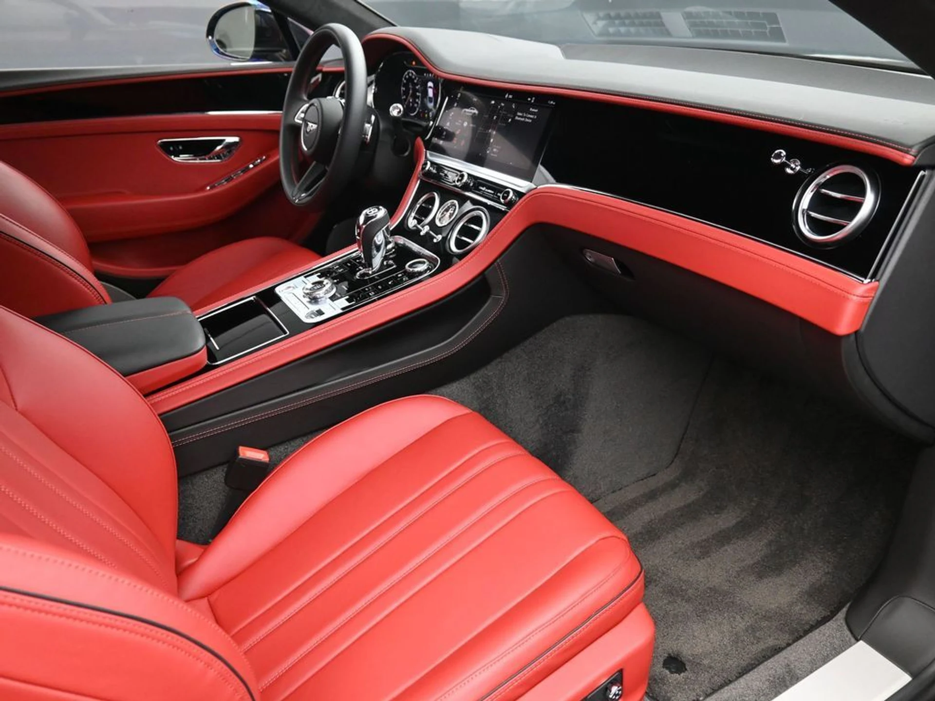 mph009_722186310_12cea7ccebb69434751e831a6400ce22x_65b03f3948