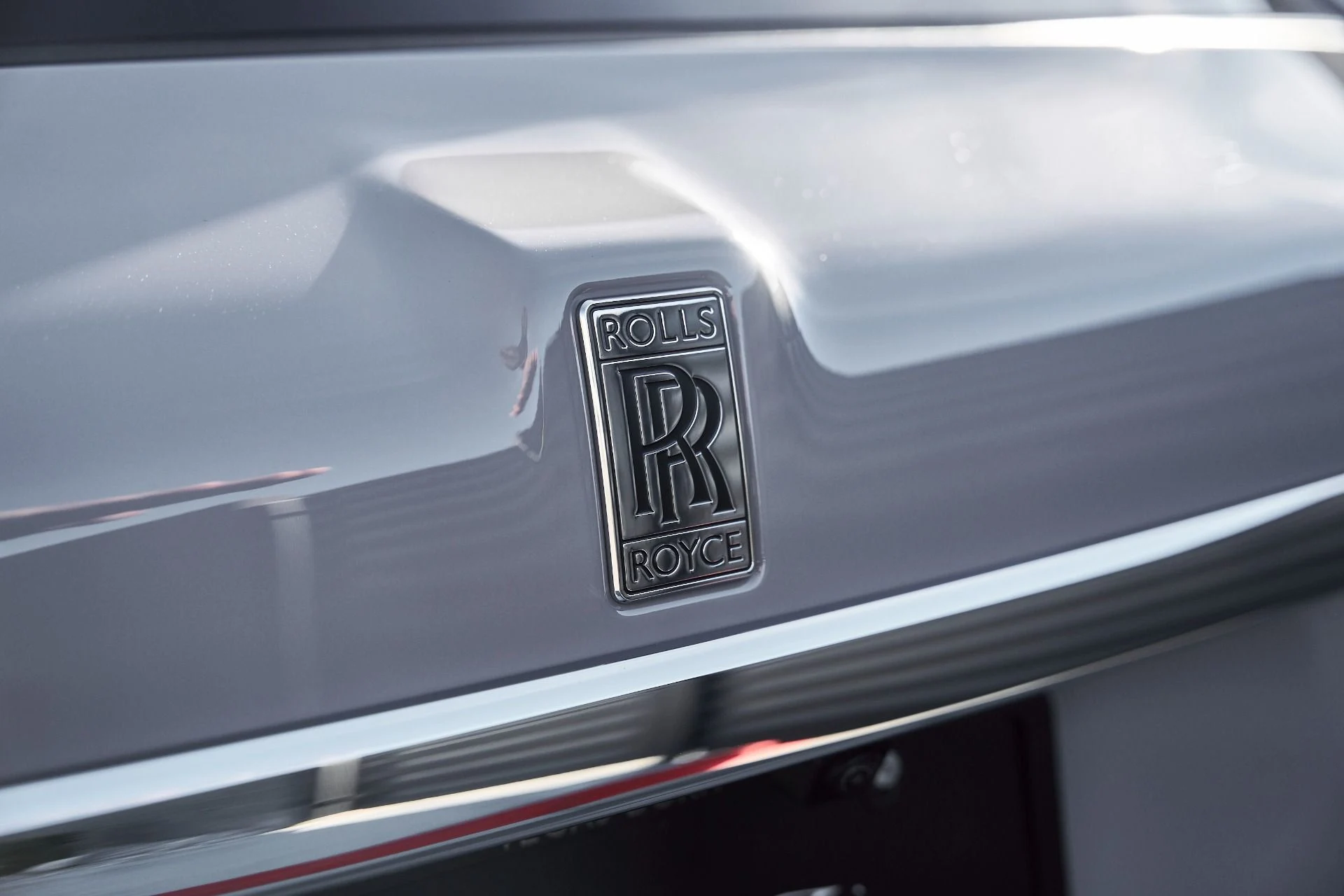 mph009_723247759_Used_2025_Rolls_Royce_Cullinan_Base_1767668672_3db367c27b