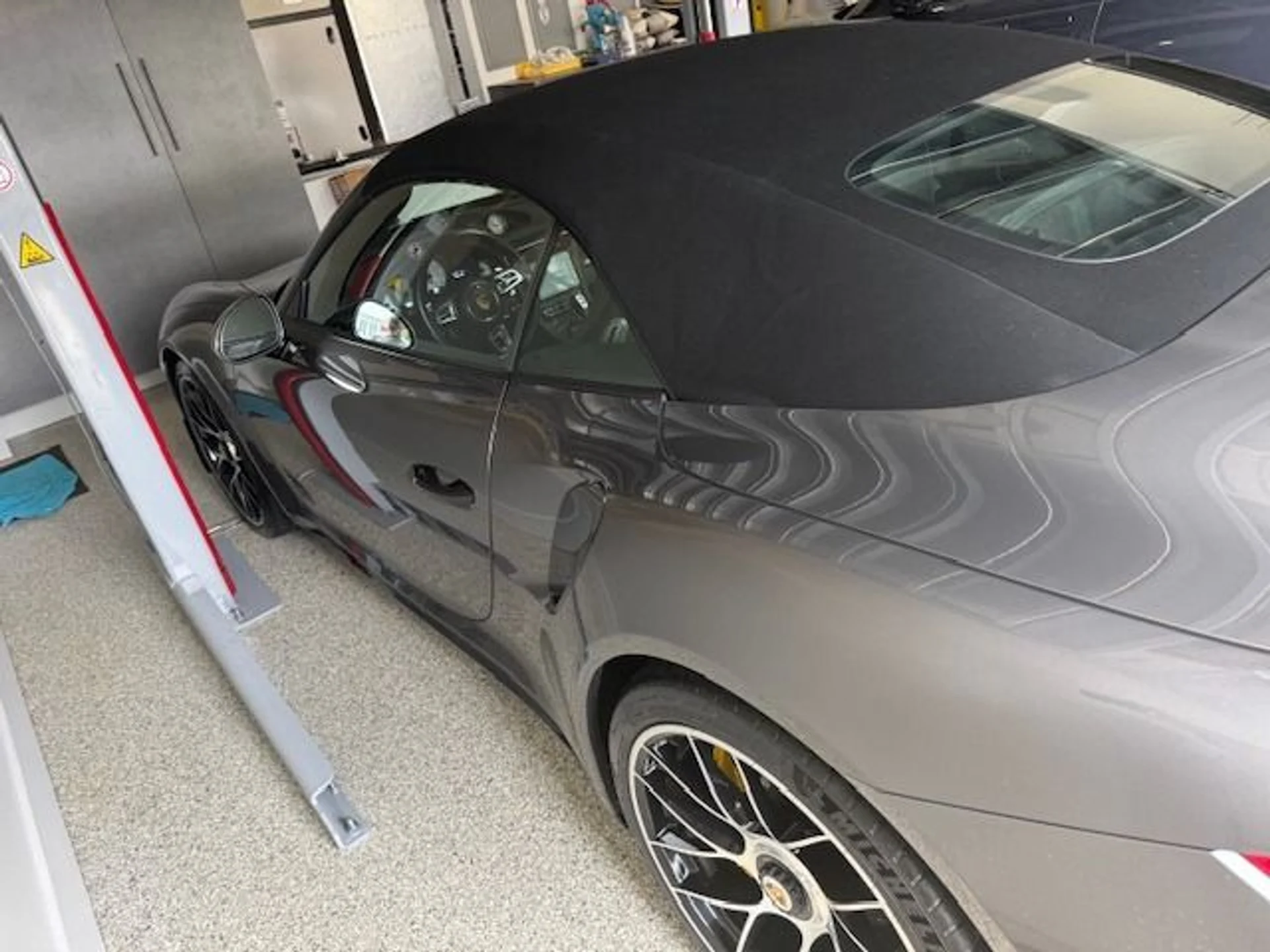 mph009_728400956_Used_2019_Porsche_911_Turbo_S_1762386210_51cdd69ab6