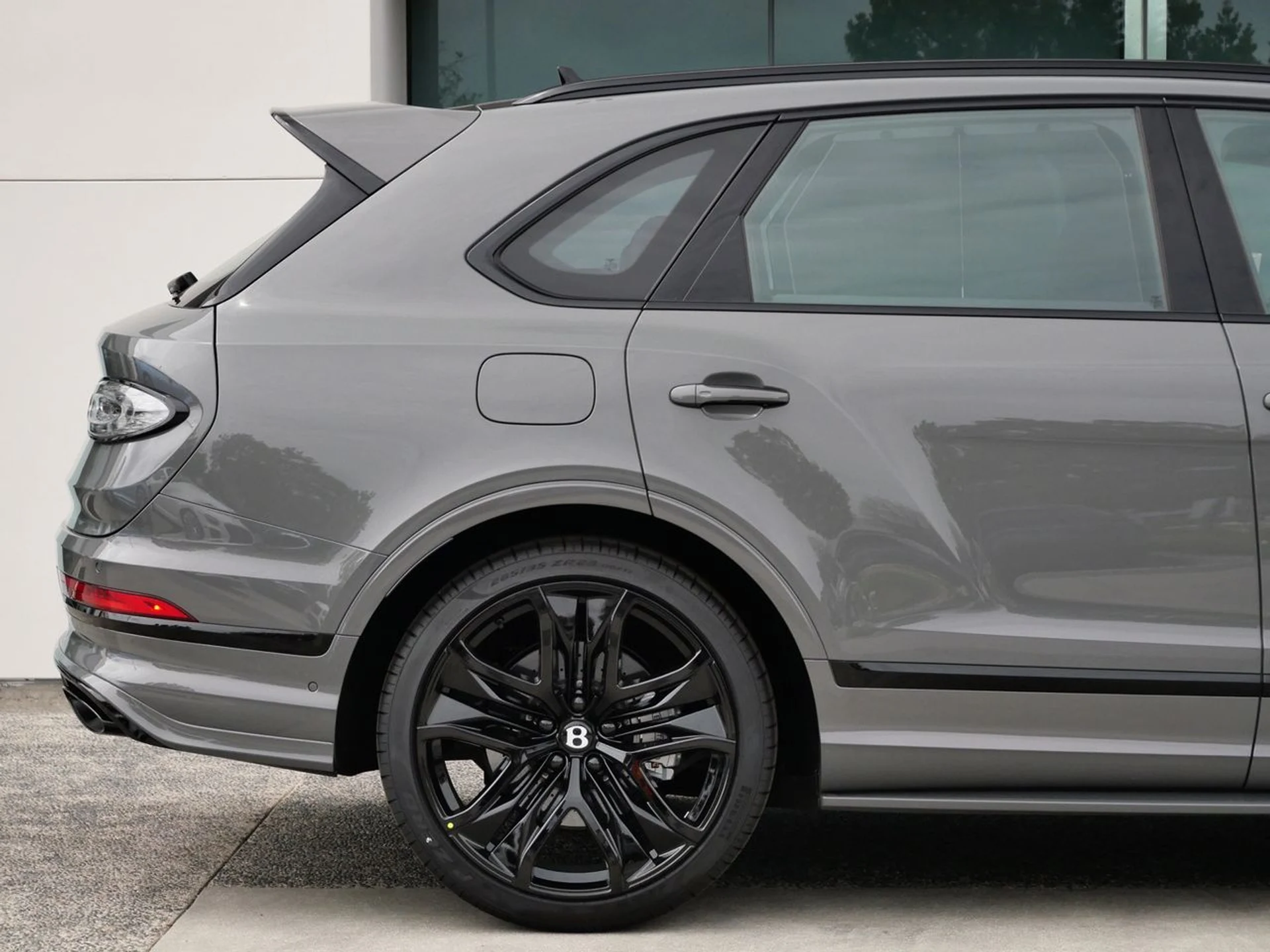 mph009_72897871_bc1778a87d948014d93801e75532c110x_4ff9bb8d0f