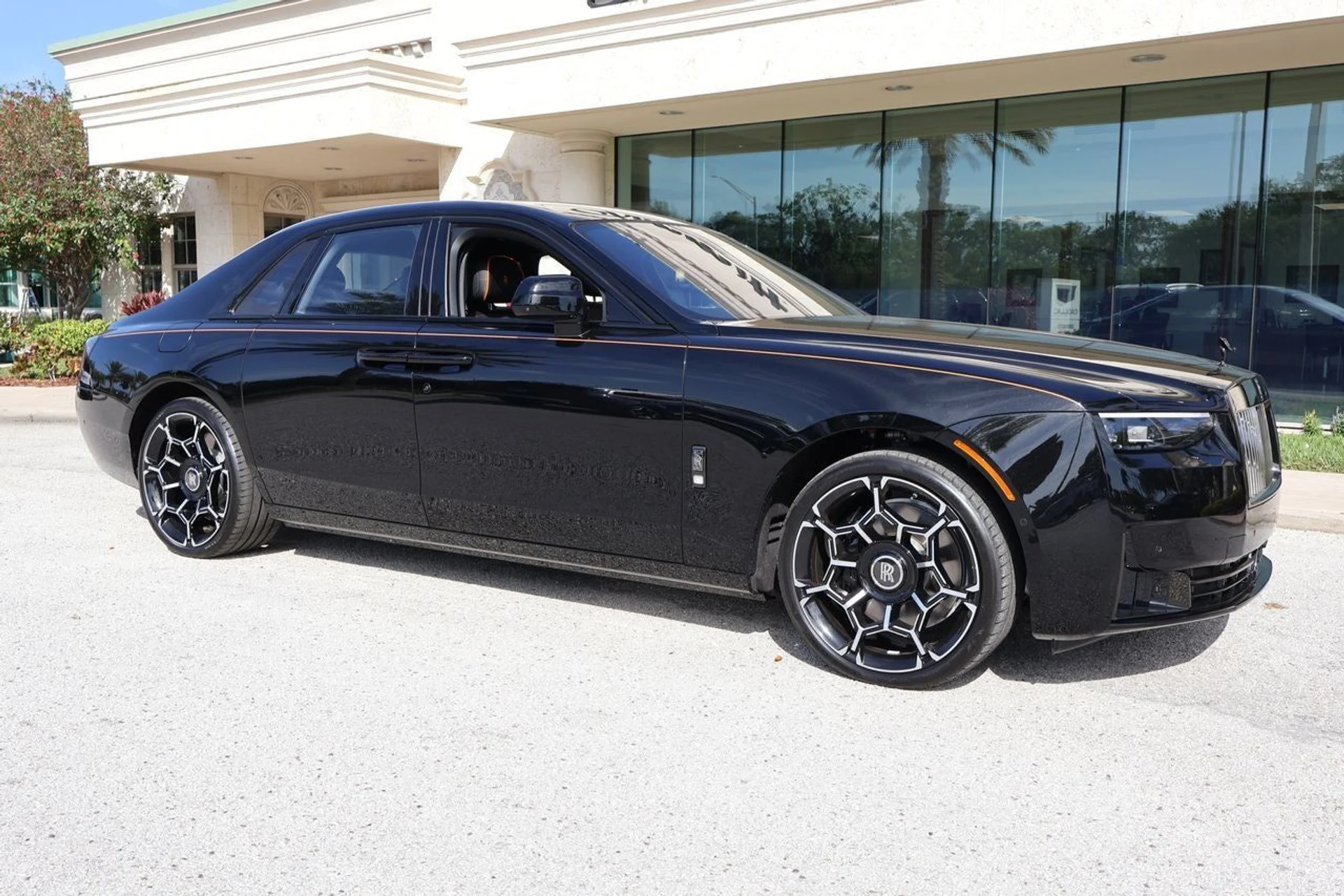 mph009_729894032_10_bbb12cd8be