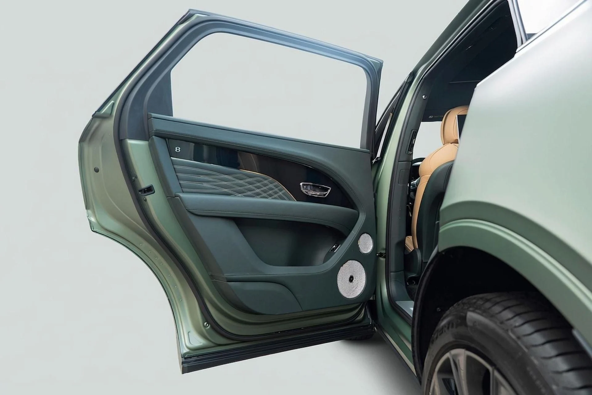 mph009_735397743_505100156_69c53b994d6f499763bd5665_d00dd4138e