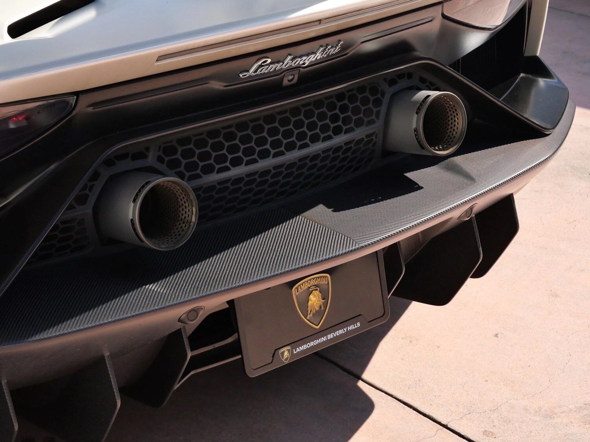 mph009_738037467_f120546622a76ff19fea0717da9ce6b4x_5f2d4e4b8d