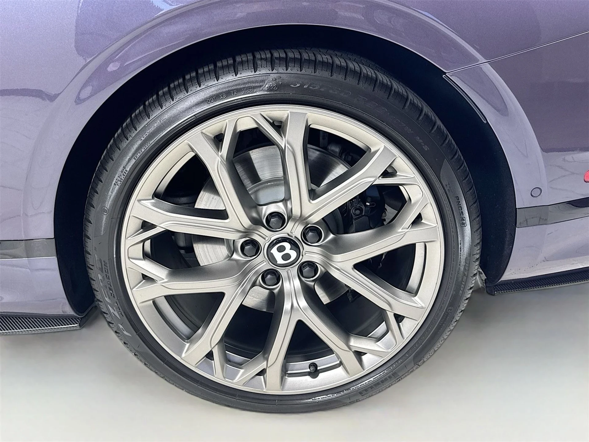 mph009_742658545_cc85580c93c9b55f905933bb78c7393fx_775d395e2e