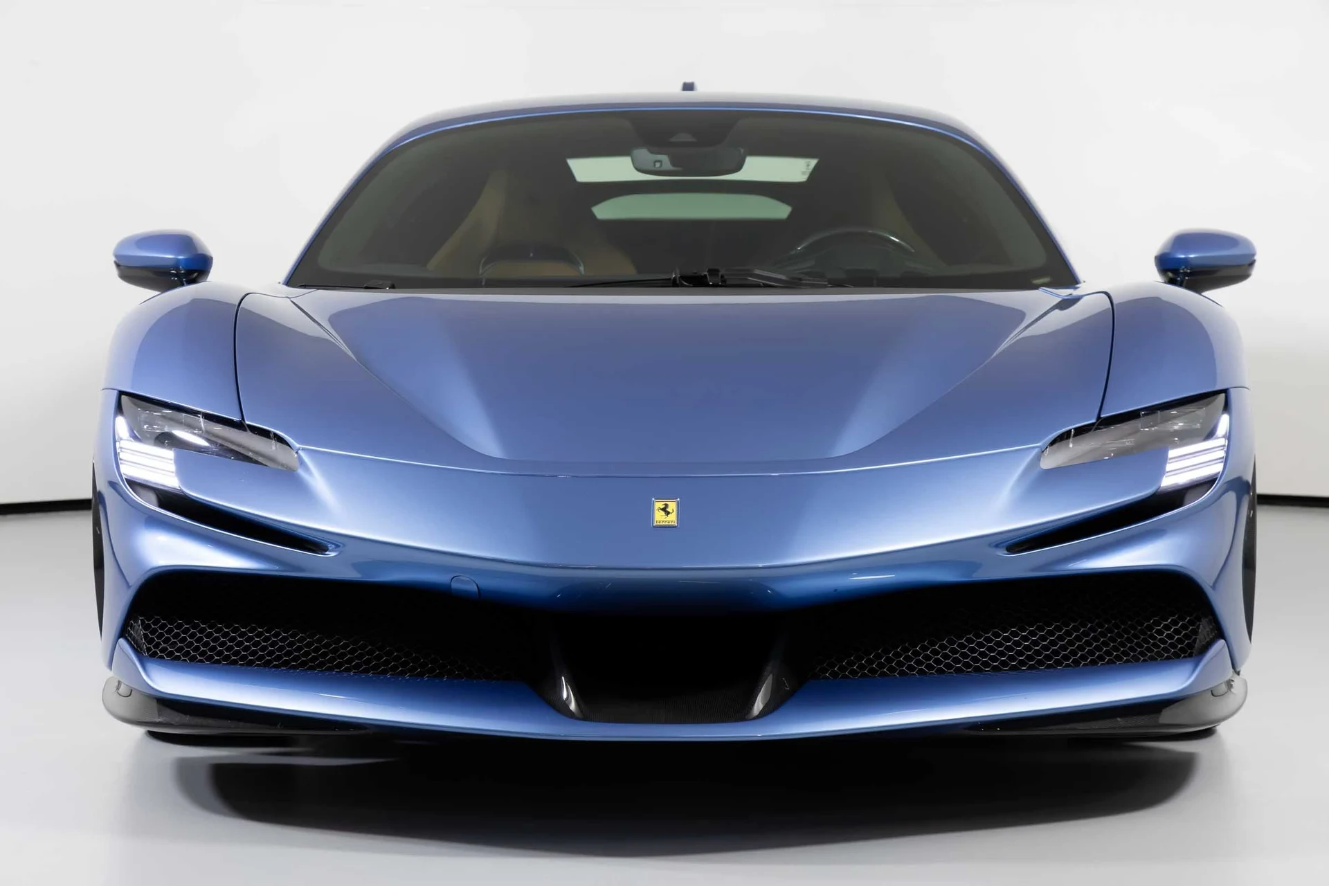 mph009_742858376_f0460a76b2a04e2d8e3915ad79d53ae0_cc8d187000