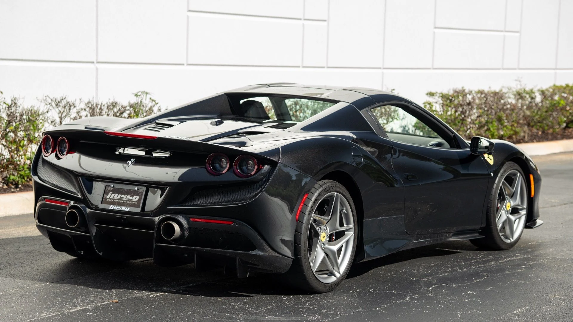 mph009_744286584_Used_2021_Ferrari_F8_Spider_1753198397_f5282aeb31