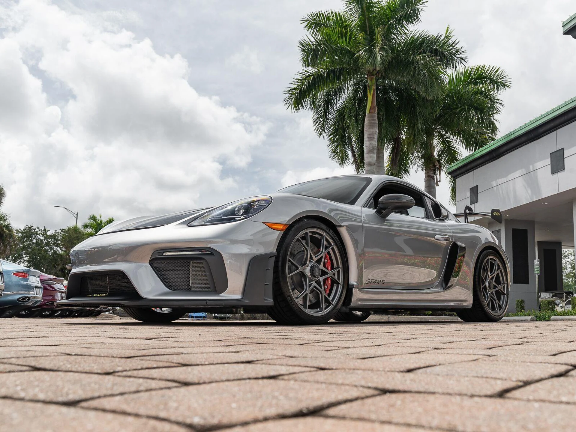 mph009_756817102_Used_2024_Porsche_718_Cayman_GT_4_RS_1790111638_611697c0ef