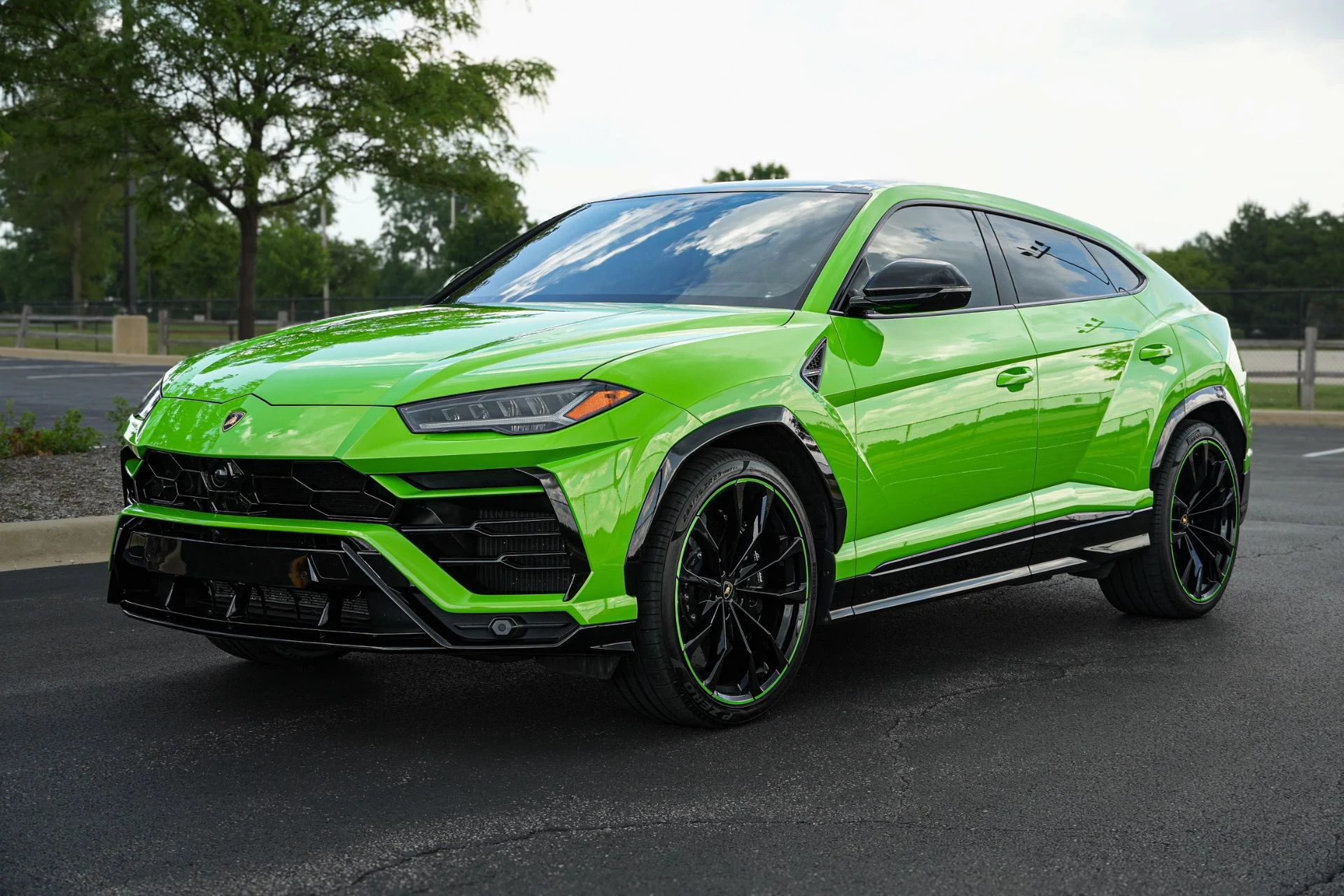 mph009_765083227_Used_2021_Lamborghini_Urus_1783023402_af5fc467be