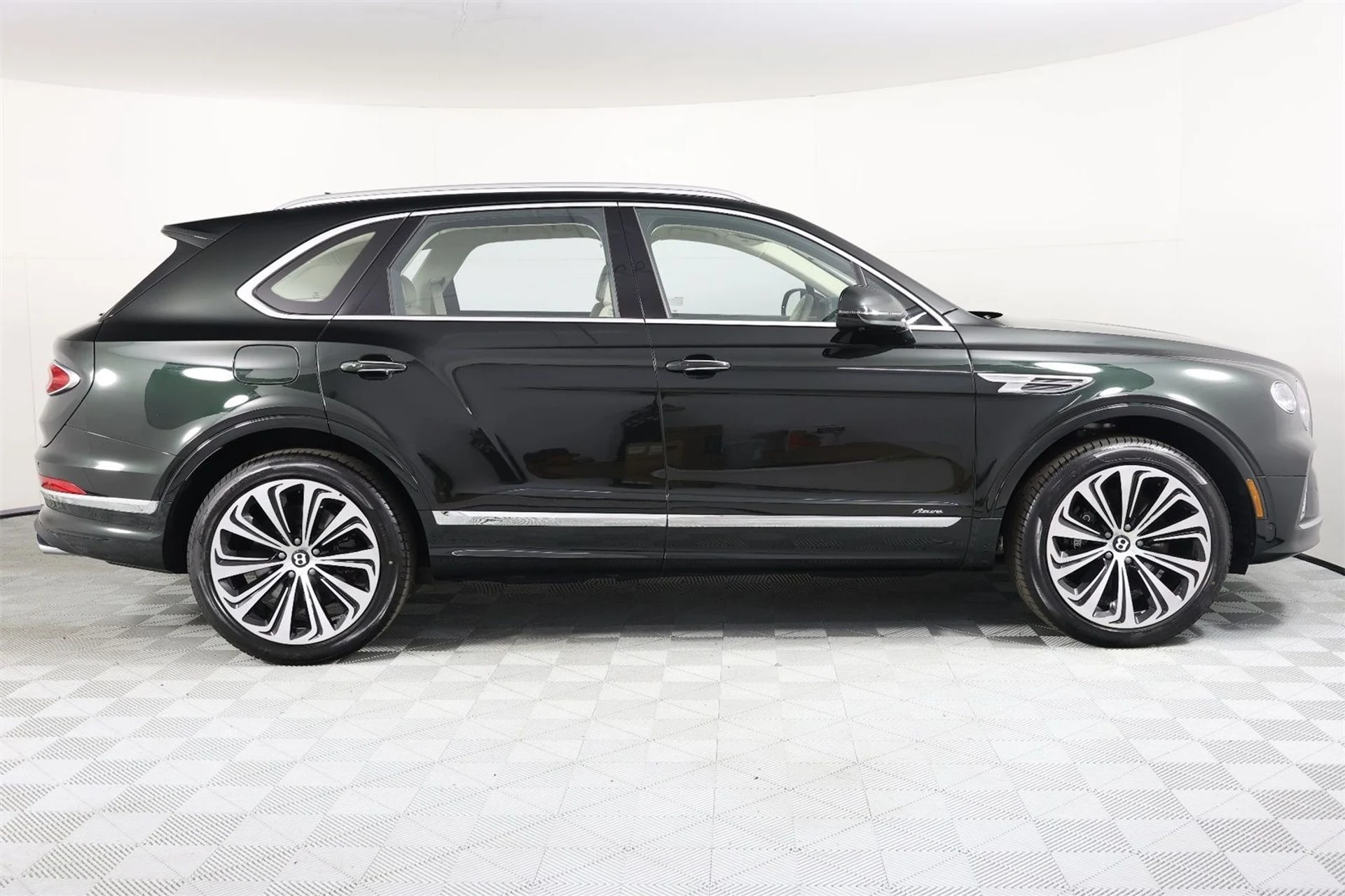 mph009_777531365_17cb5d138f4488084a965840c6c25f8e_c8c6903f80