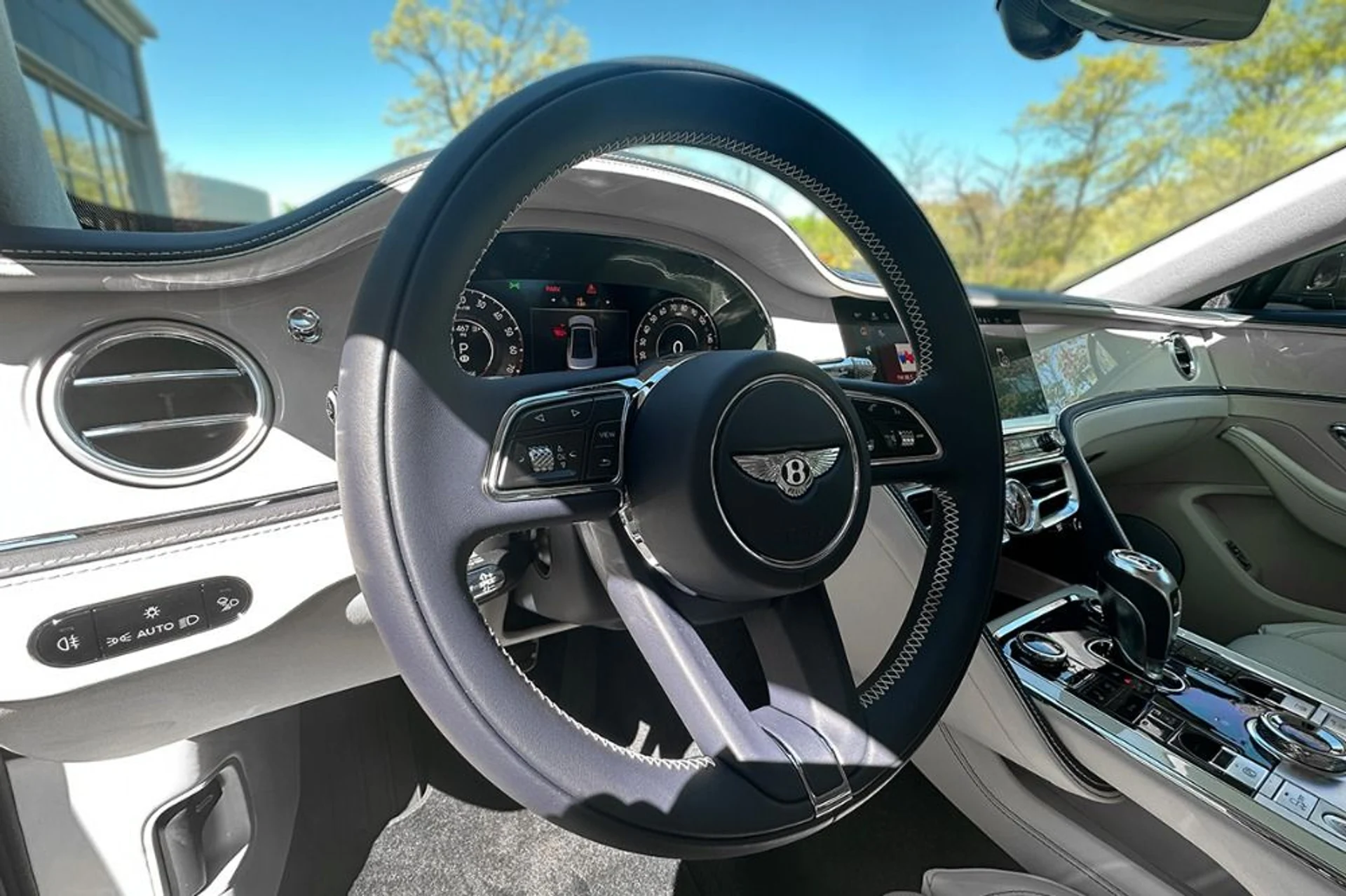 mph009_783920205_New_2026_Bentley_Flying_Spur_1777901590_03ef7b8213