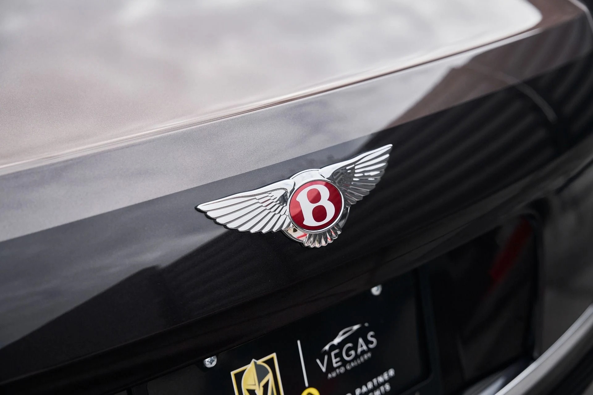 mph009_788461766_Used_2015_Bentley_Flying_Spur_V8_1769278316_353e35ebc8