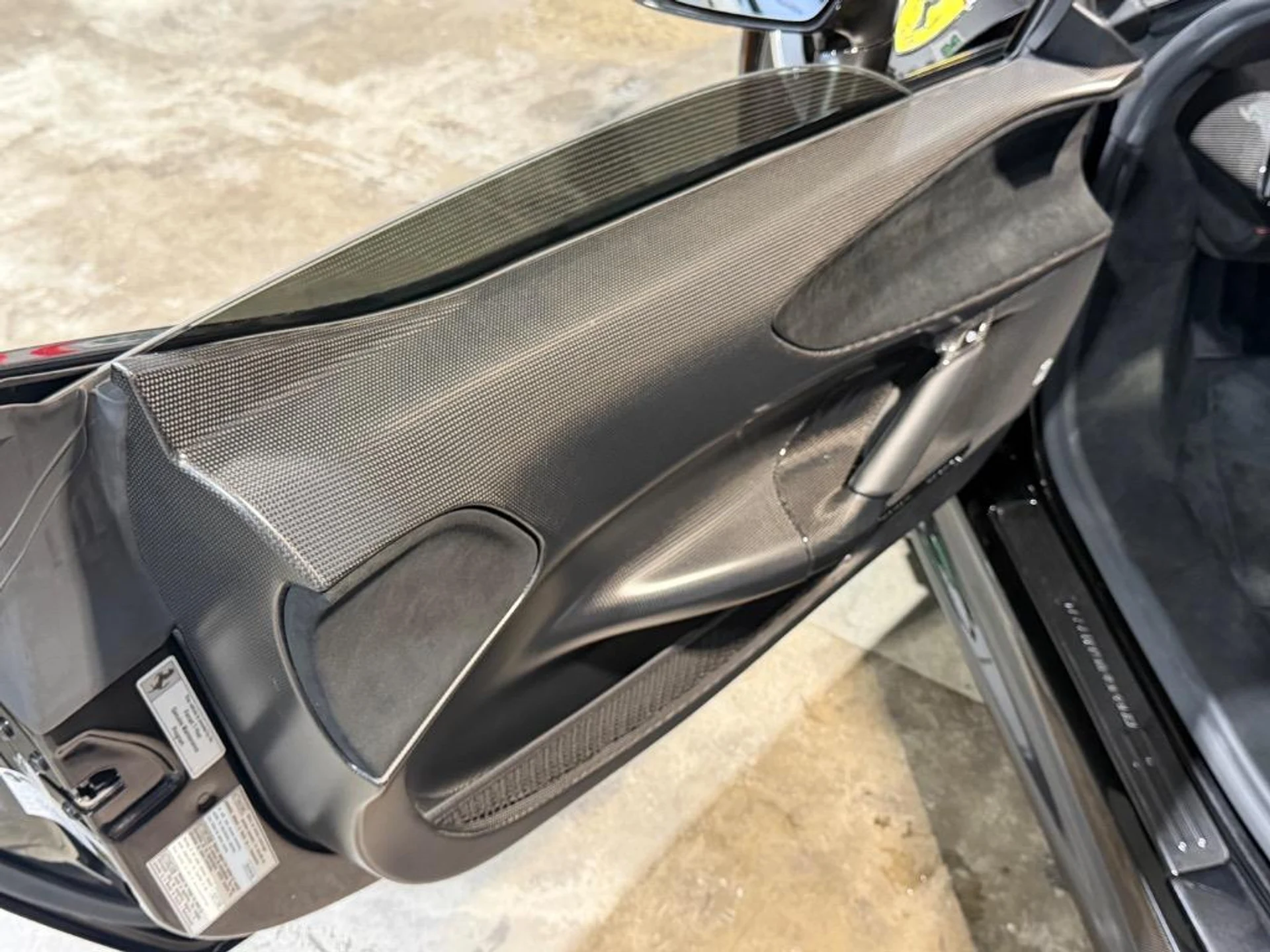 mph009_817913422_28e98f57392ccb45701679a0b51e37cfd773f8e9_00f60a6f64