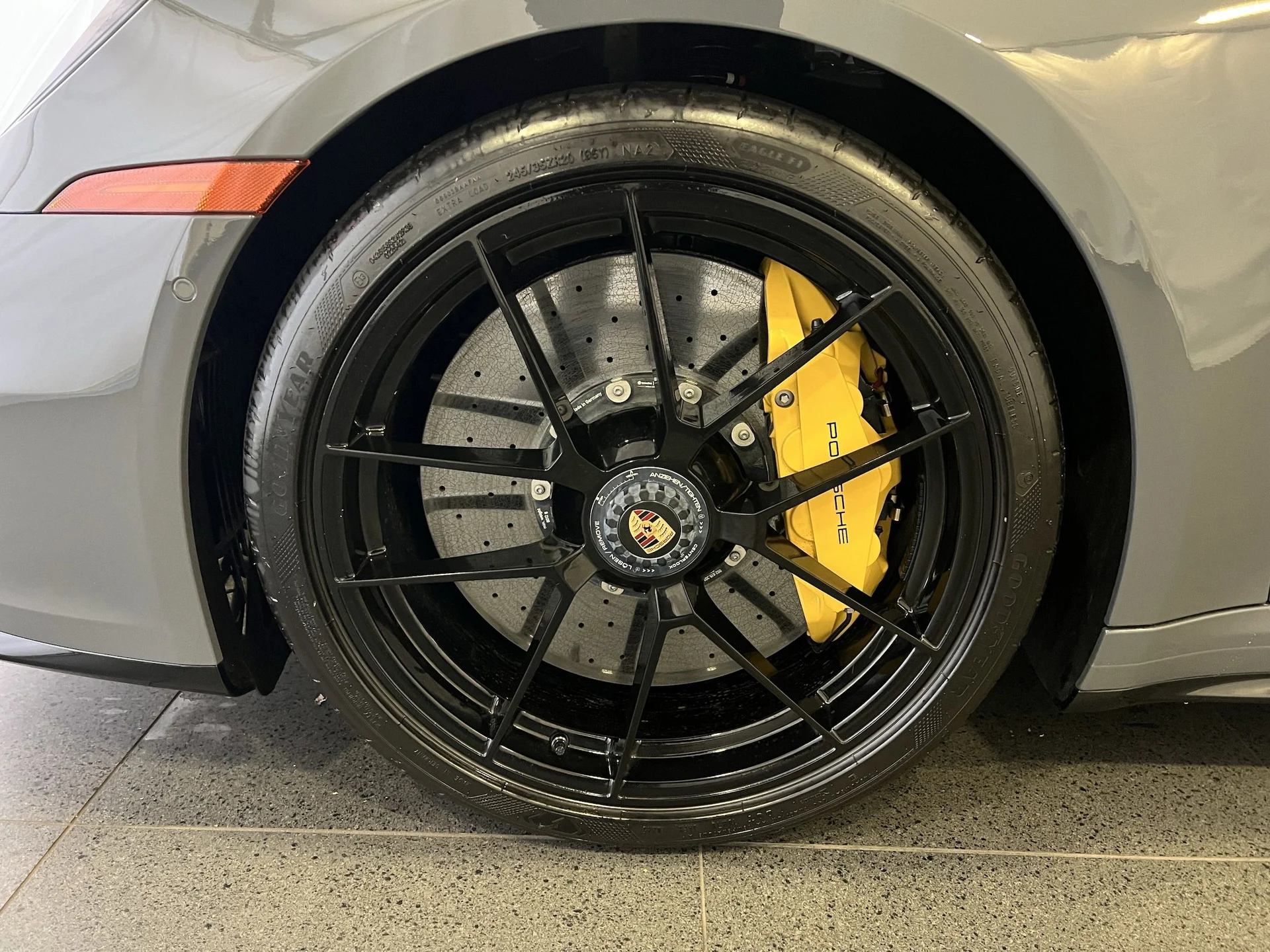 mph009_81839486_1513e4b3cae694b84694308d2c1c2df5x_e636f3cc9b