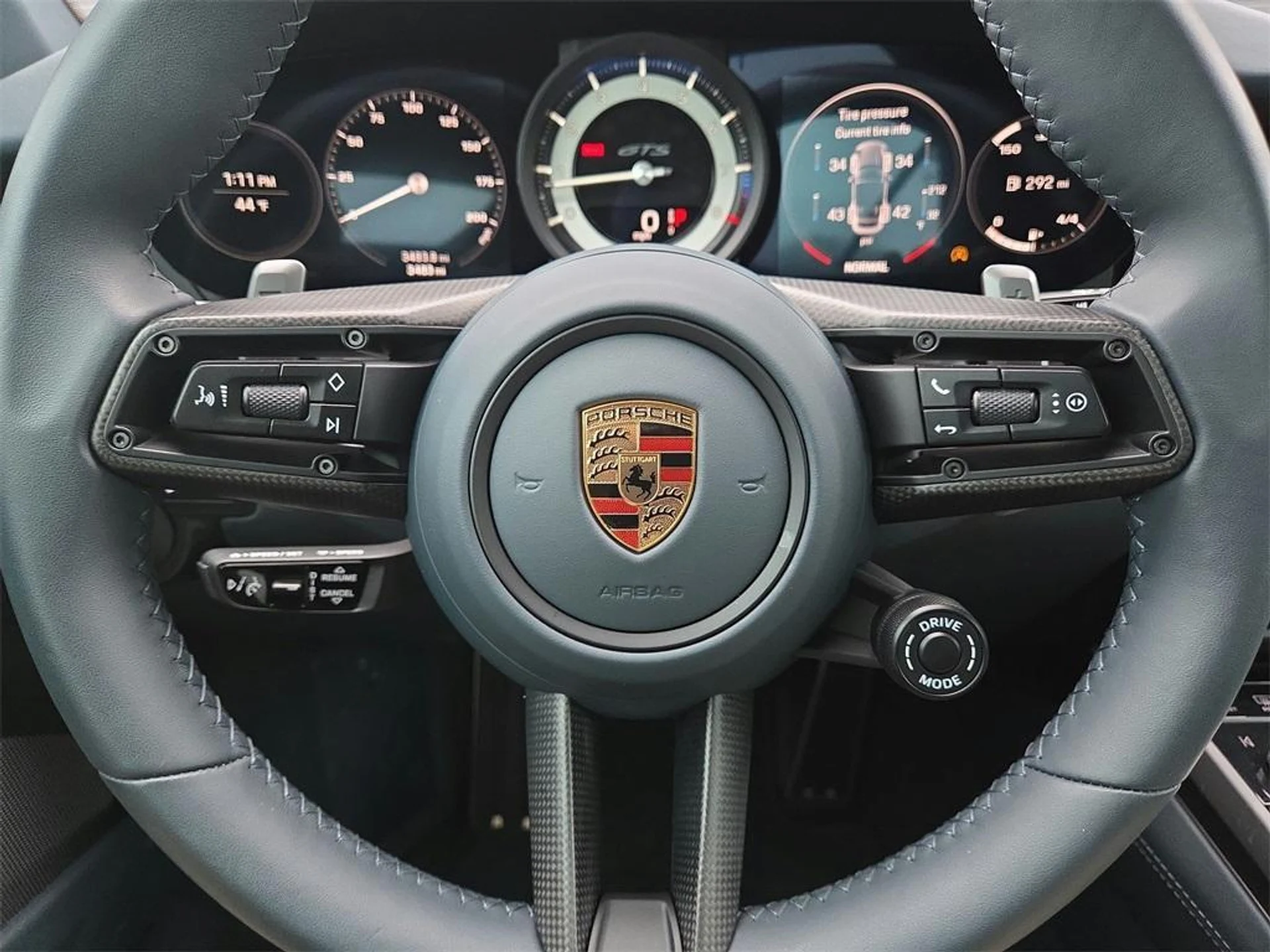 mph009_8203057_R4_Qri_OE_6qb_F81x_FP_r_Kyvway_YYA_b353732dfe