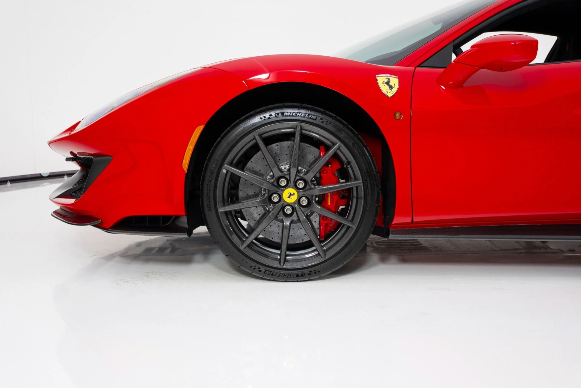 mph009_824216325_Used_2019_Ferrari_488_Pista_1760379304_aff959dd42