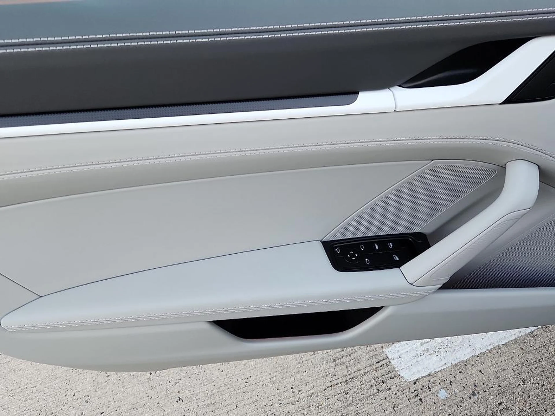 mph009_825659677_BO_6x_U_AY_RZPJ_Frp9_Ta_Gime2_NOU_8c10bfa660