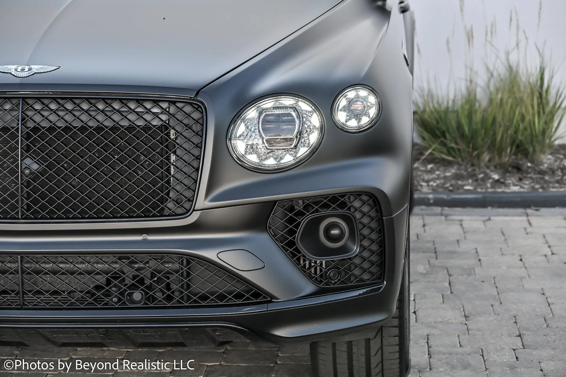 mph009_827158149_Used_2021_Bentley_Bentayga_V8_First_Edition_Specification_Black_Specification_1757146000_861ce6a9fd