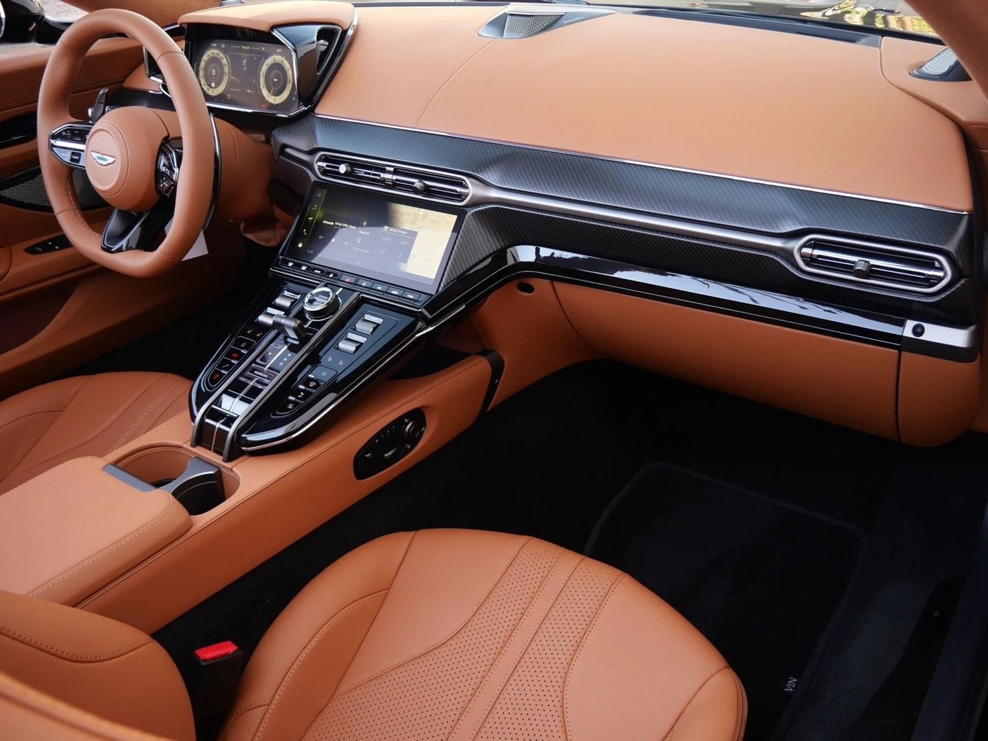 mph009_82857640_72df186b49f40234b5a05a0ad70f365cx_1c5fcbefa2