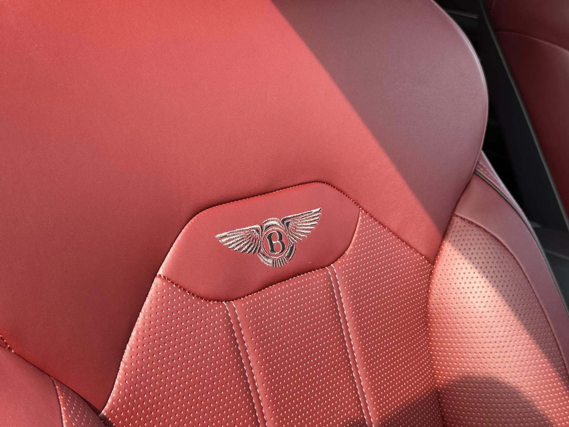 mph009_829539089_b52cc07933366f28361c7d17dae519d4_2077559b5a