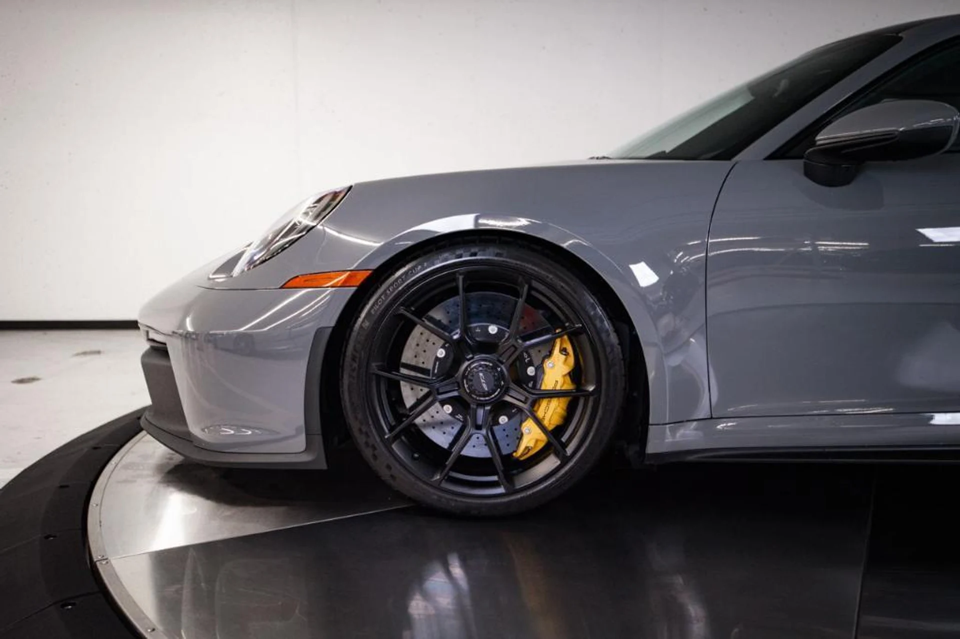 mph009_834175448_K_Xy_X7_Aw_Ad_Pbu_JN_Gx1z_Ph_Xu_if_Ig_af46f15e19