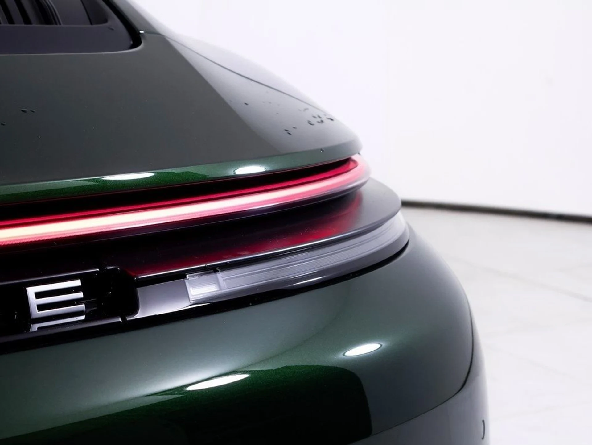 mph009_83556960_3b5f1b1ce743037f059911554133fc3dx_6eef67eb95