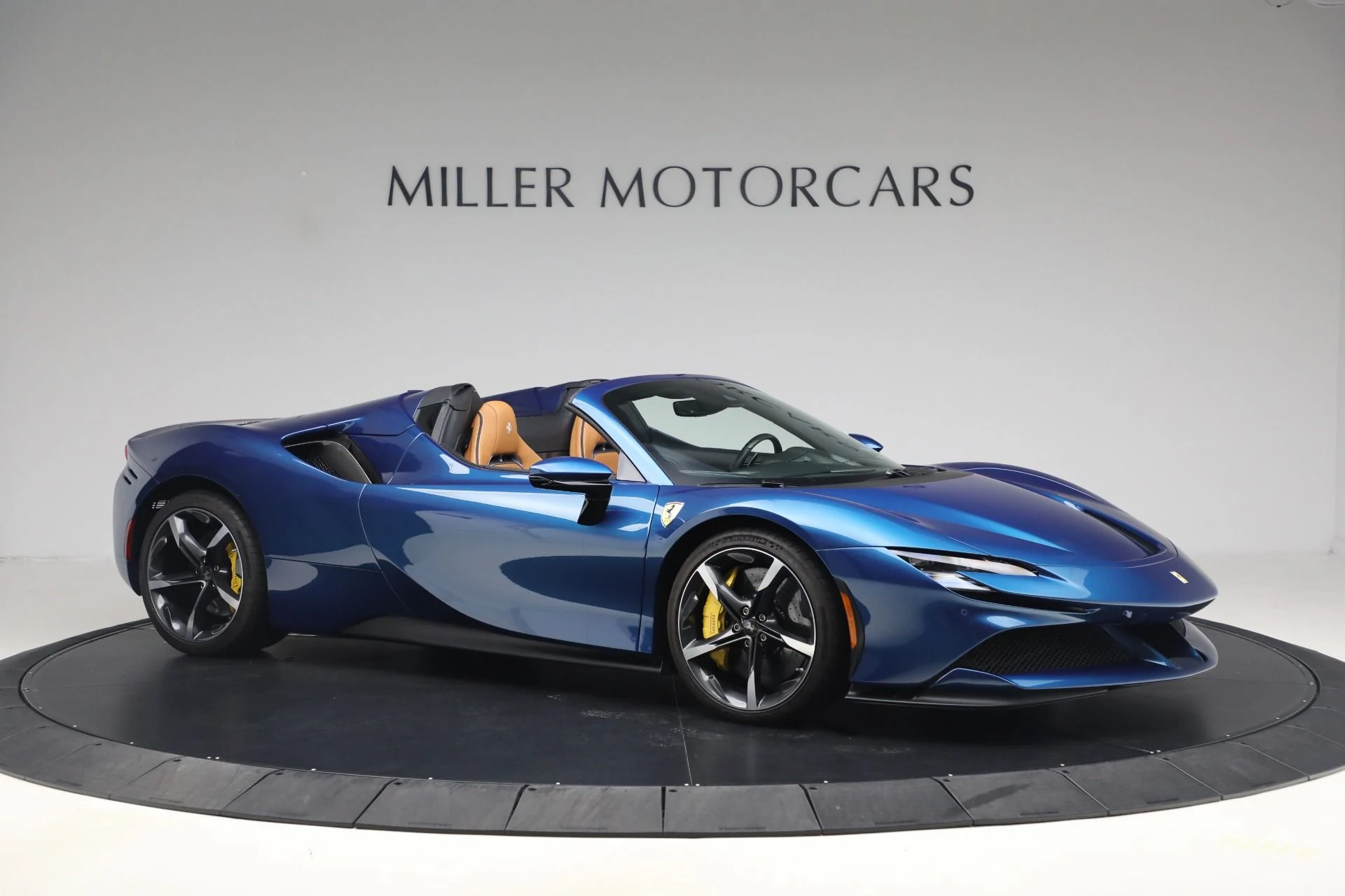mph009_841502340_Used_2024_Ferrari_SF_90_Spider_1791405464_7e16a337b6