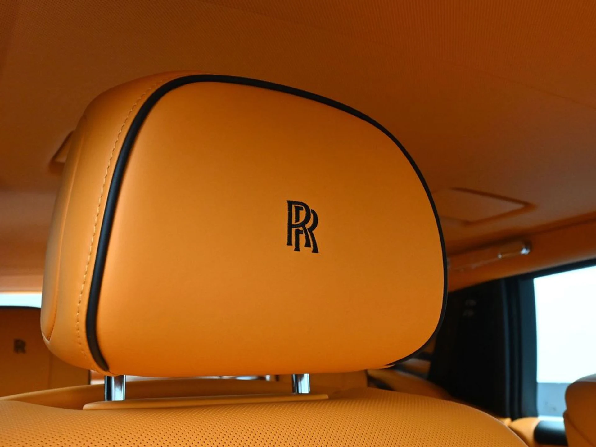 mph009_845317688_e950ea79dbefc0f6b5b51acda2edb7bex_2296a090b2