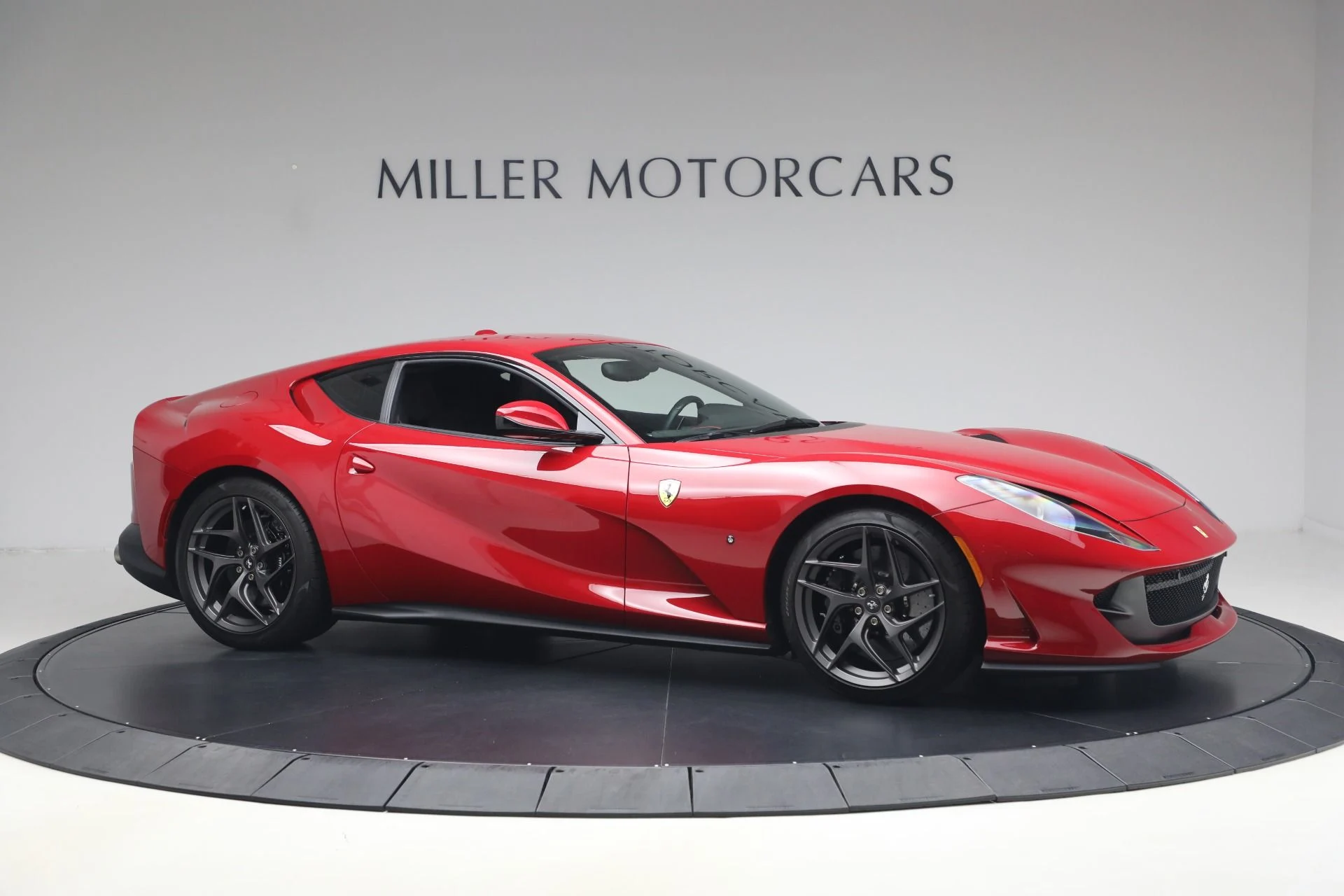 mph009_846333406_Used_2018_Ferrari_812_Superfast_1782848495_f37af1a417