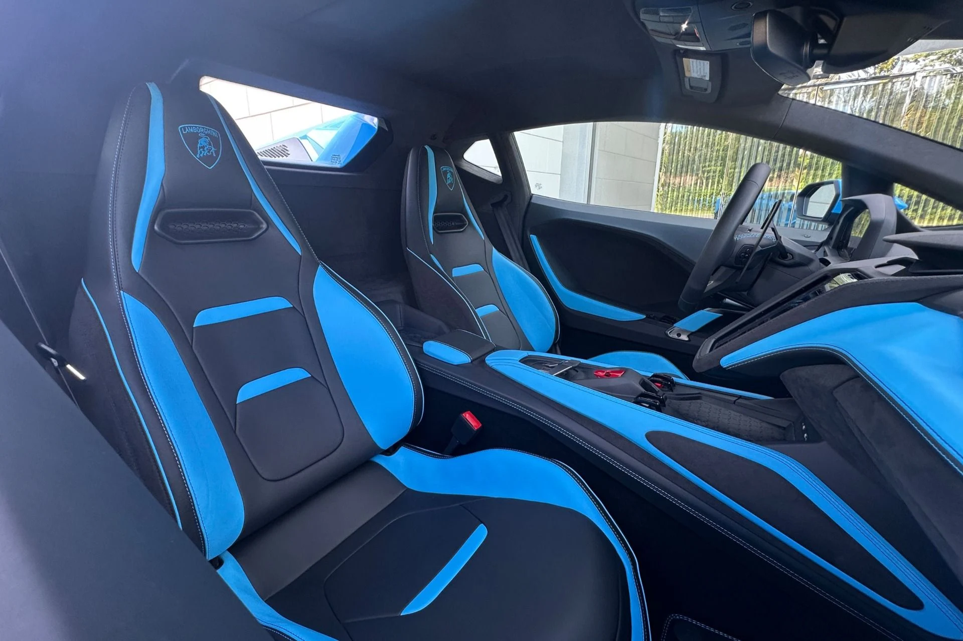 mph009_85137577_New_2026_Lamborghini_Temerario_1787921569_10f255688d