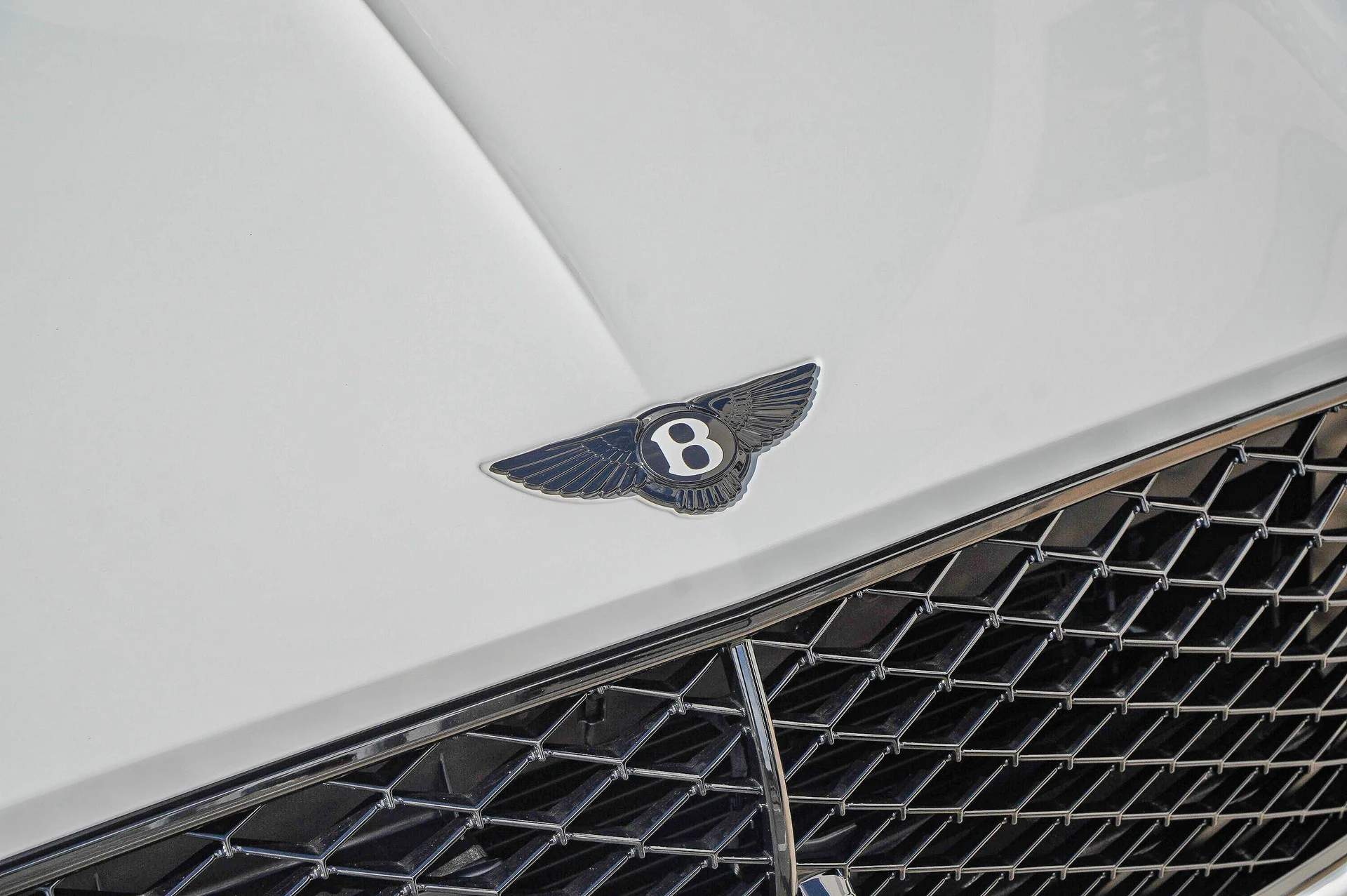 mph009_852659337_Hi_Tech_Luxury_Imports_LLC_SCBCR_2_ZG_8_TC_024812_image_9_786d7ad017