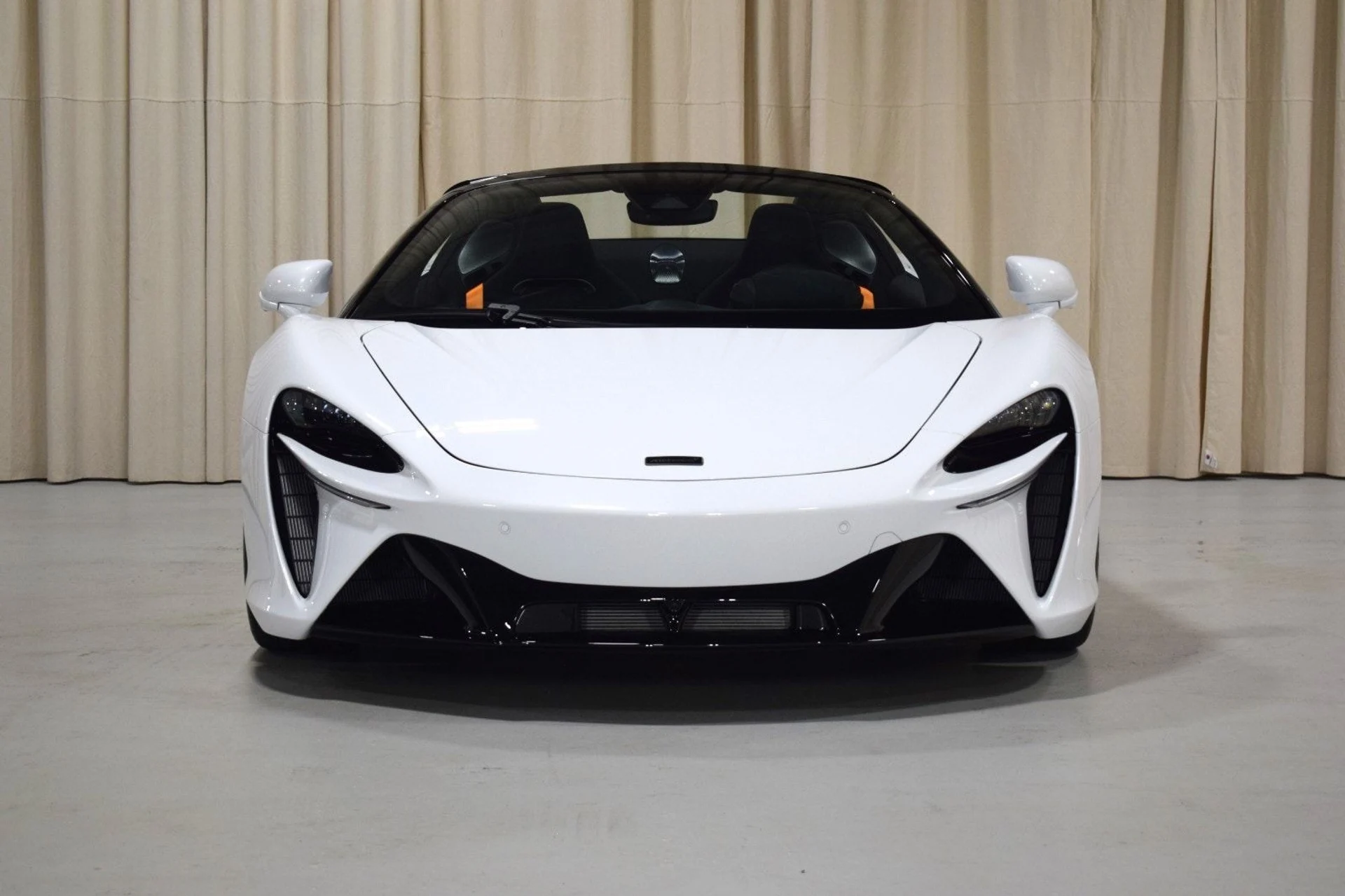 mph009_853502660_81bc532261377fd6269f87e7eb7c94f3x_9750e6d819