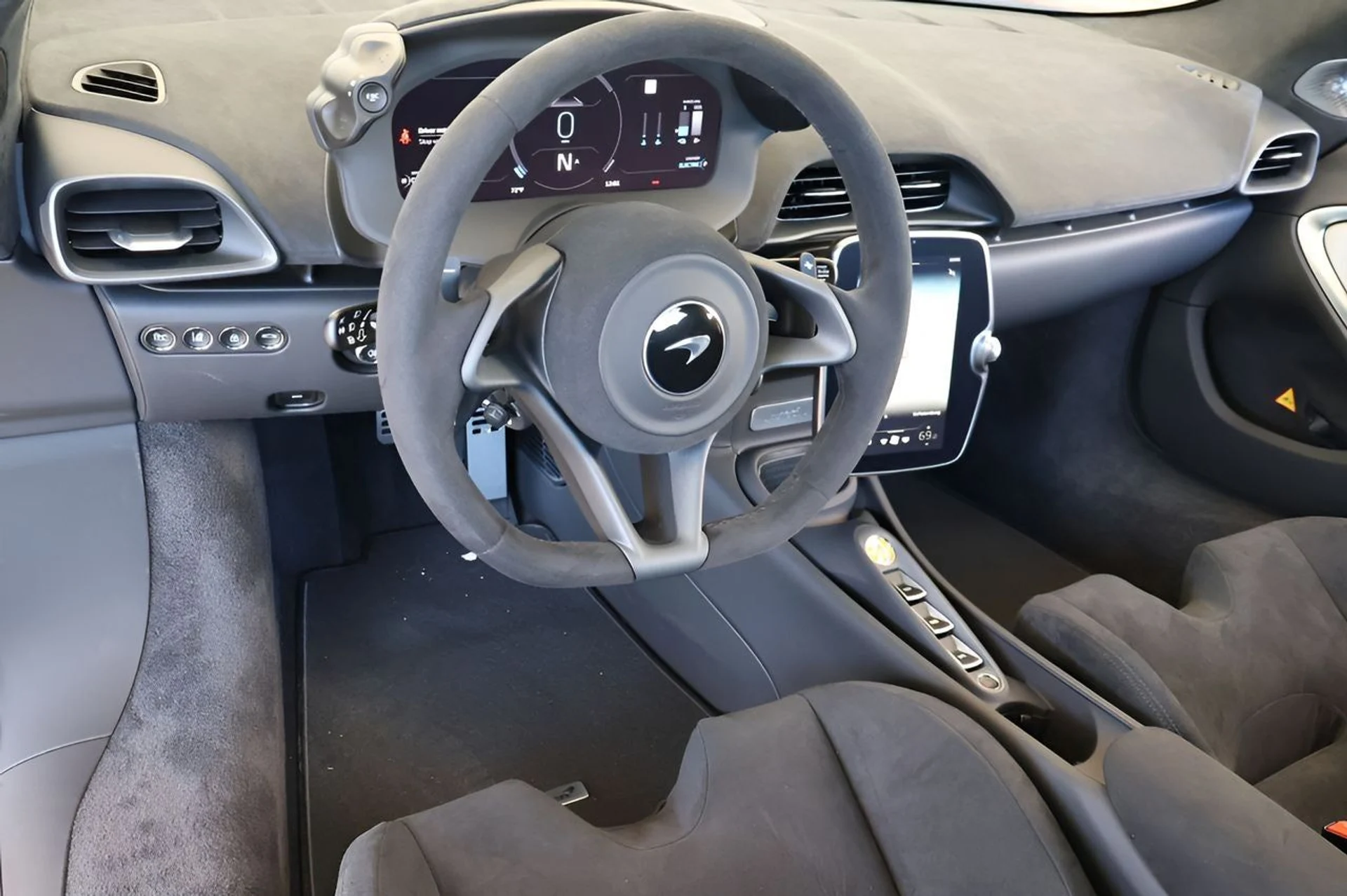 mph009_854973166_10_fd62430df7