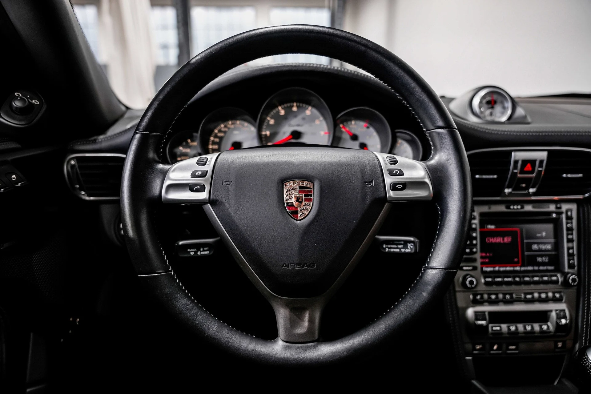 mph009_855281431_1a86415bd177c364ca54e7553f37ed29x_93149b26fc