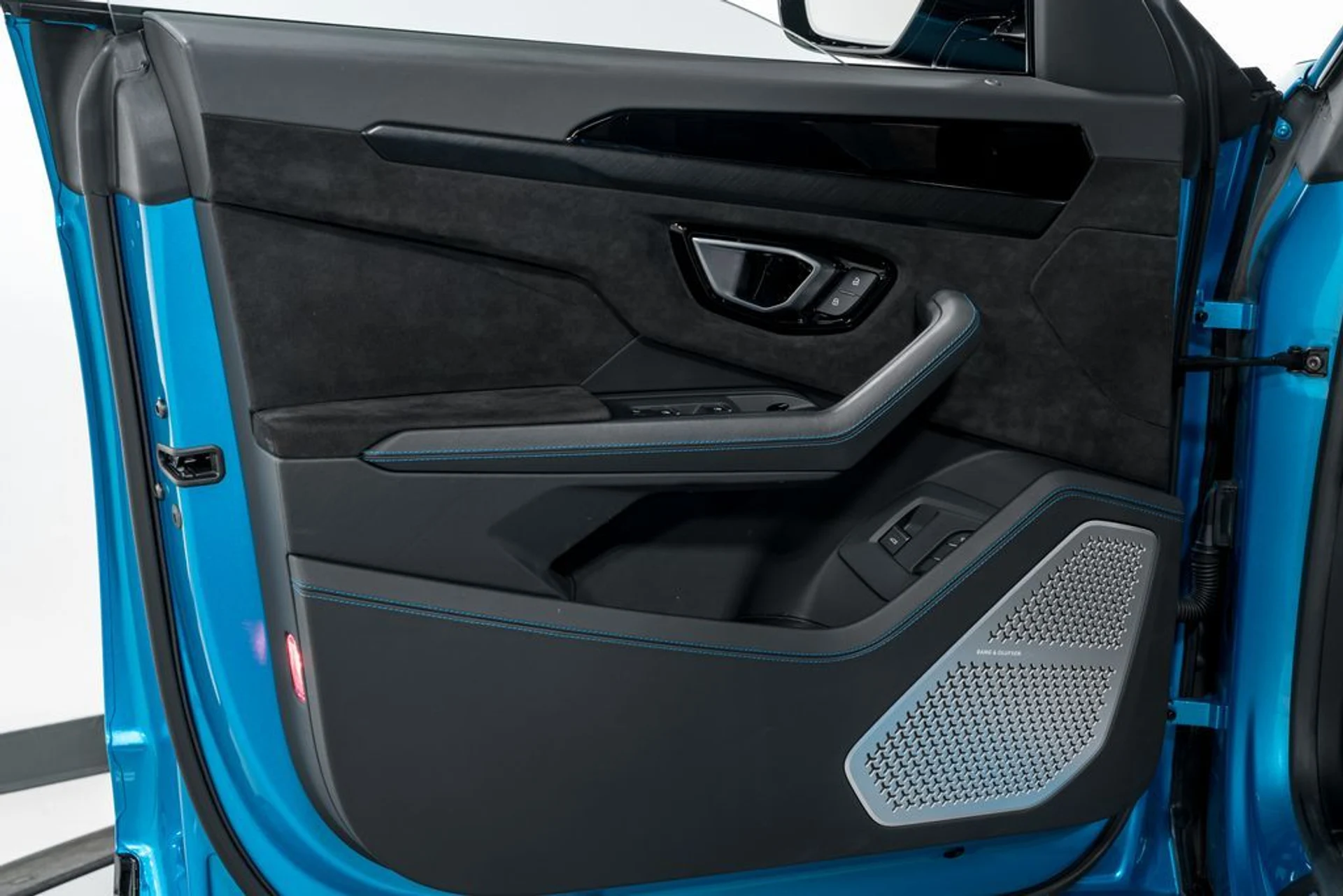 mph009_857734604_34e2987ccde50cae918ed02630f4095ax_ac159b6685