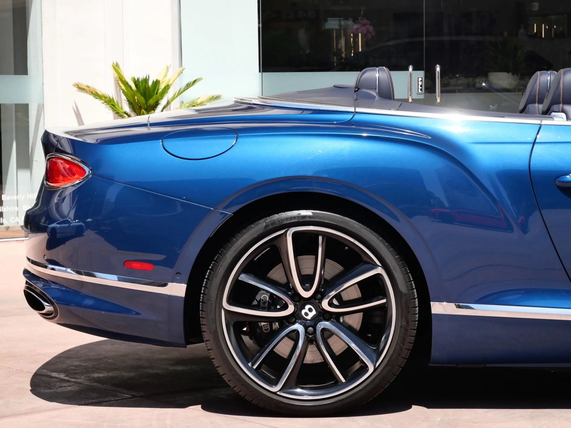 mph009_859814871_3678d995d37dd0c94c3cf09ada943dacx_2295d597d6