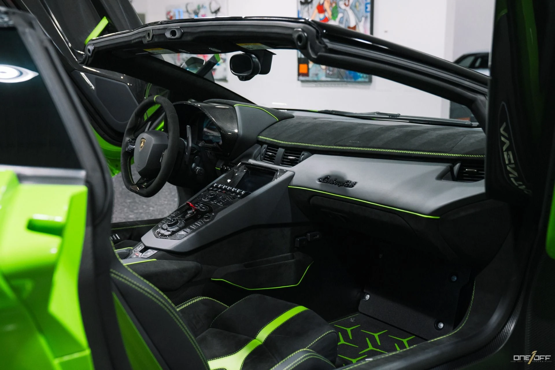mph009_863272963_Used_2021_Lamborghini_Aventador_LP_770_4_SVJ_Roadster_in_Verde_Mantis_w_Warranty_2026_Matte_Carbon_1759284744_4e217b58c8