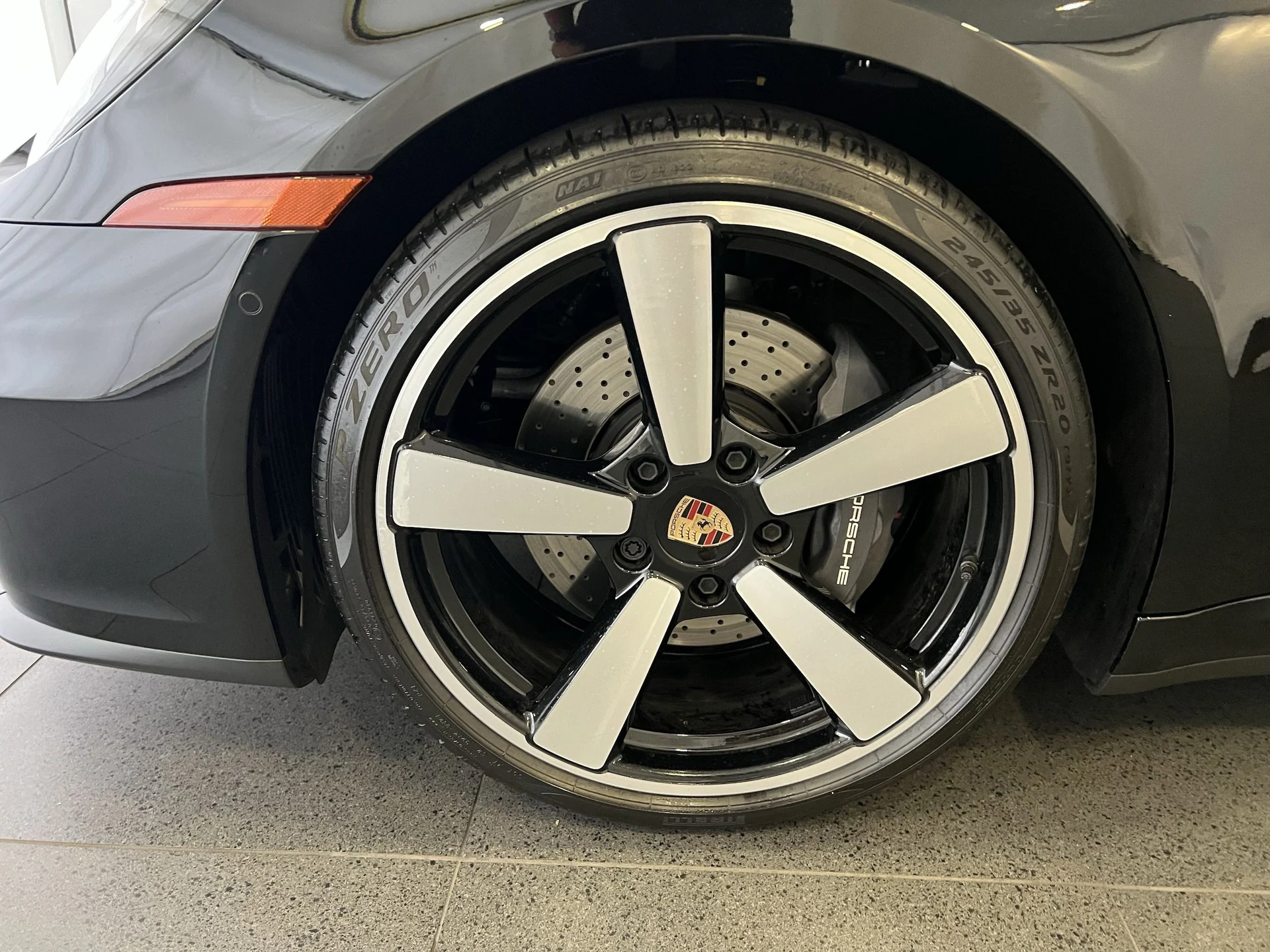 mph009_867264417_203ff9afcbd116eab67ac1586ee75f0bx_9a105d6b8a