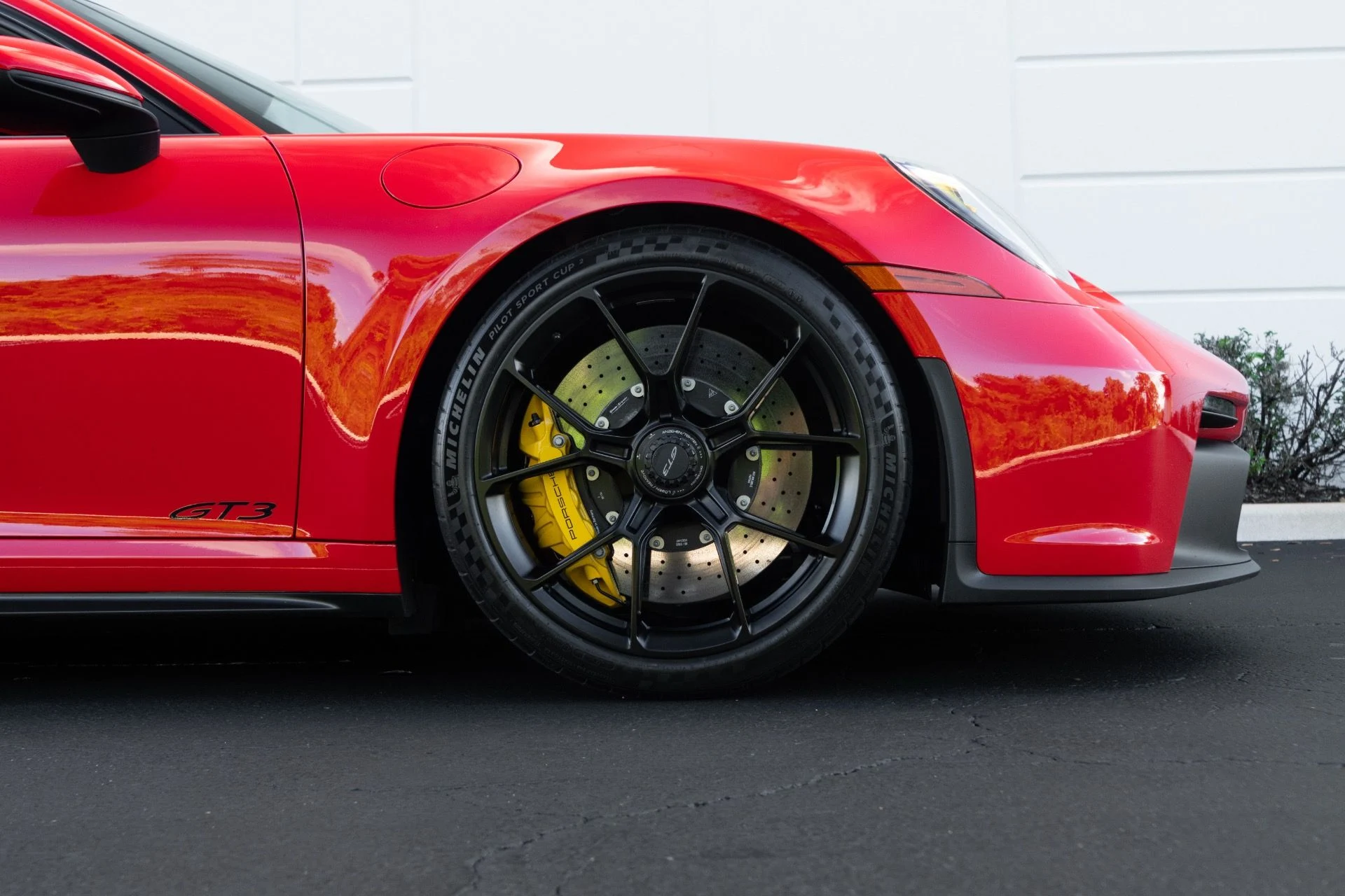 mph009_867743196_Used_2022_Porsche_911_GT_3_1761761054_1b1eaa8367