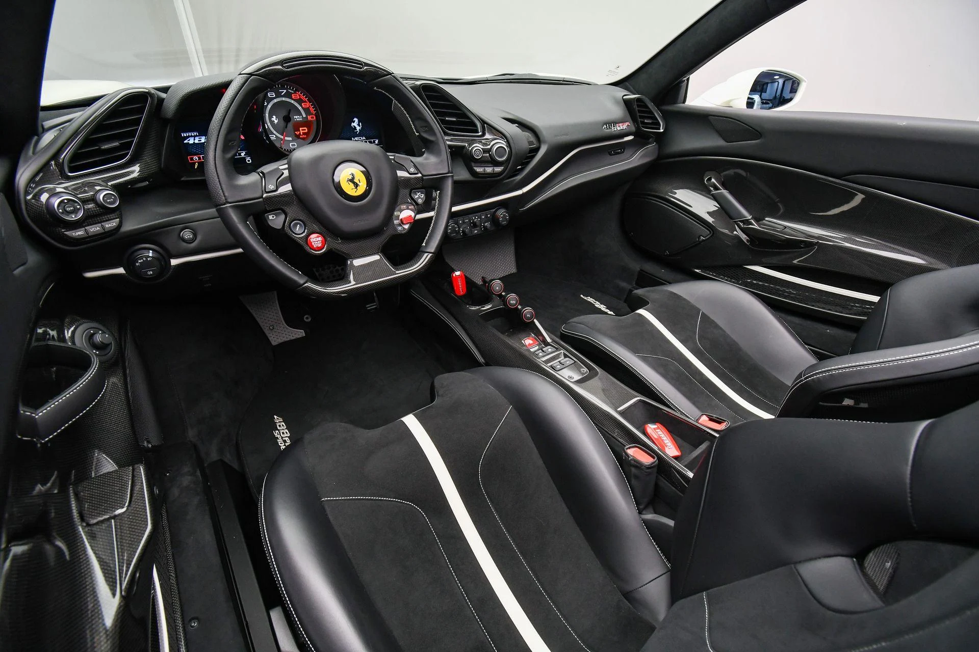 mph009_870932858_Used_2020_Ferrari_488_Pista_Base_1757455414_65b5d76563