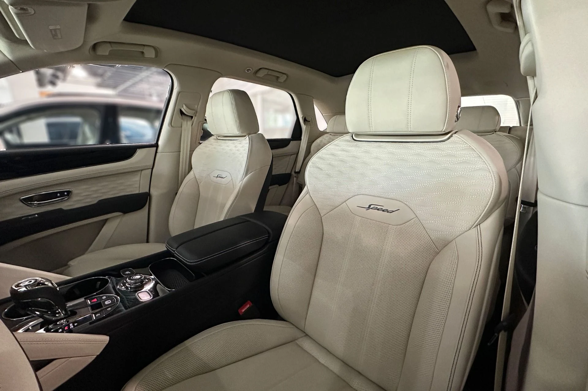 mph009_871665886_New_2027_Bentley_Bentayga_Speed_1790242950_59401ab6fa