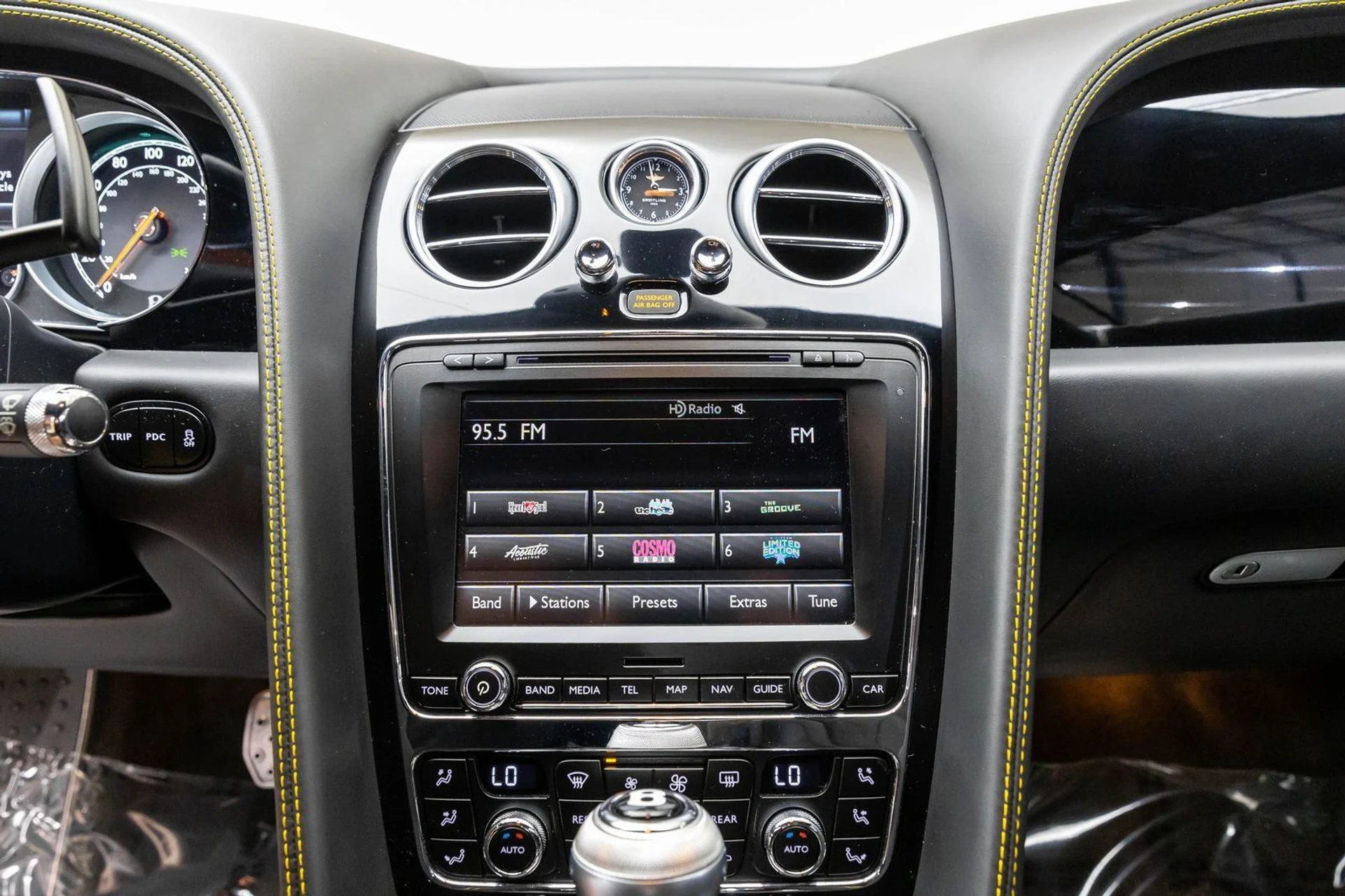 mph009_875313831_10_37d5b1d04d