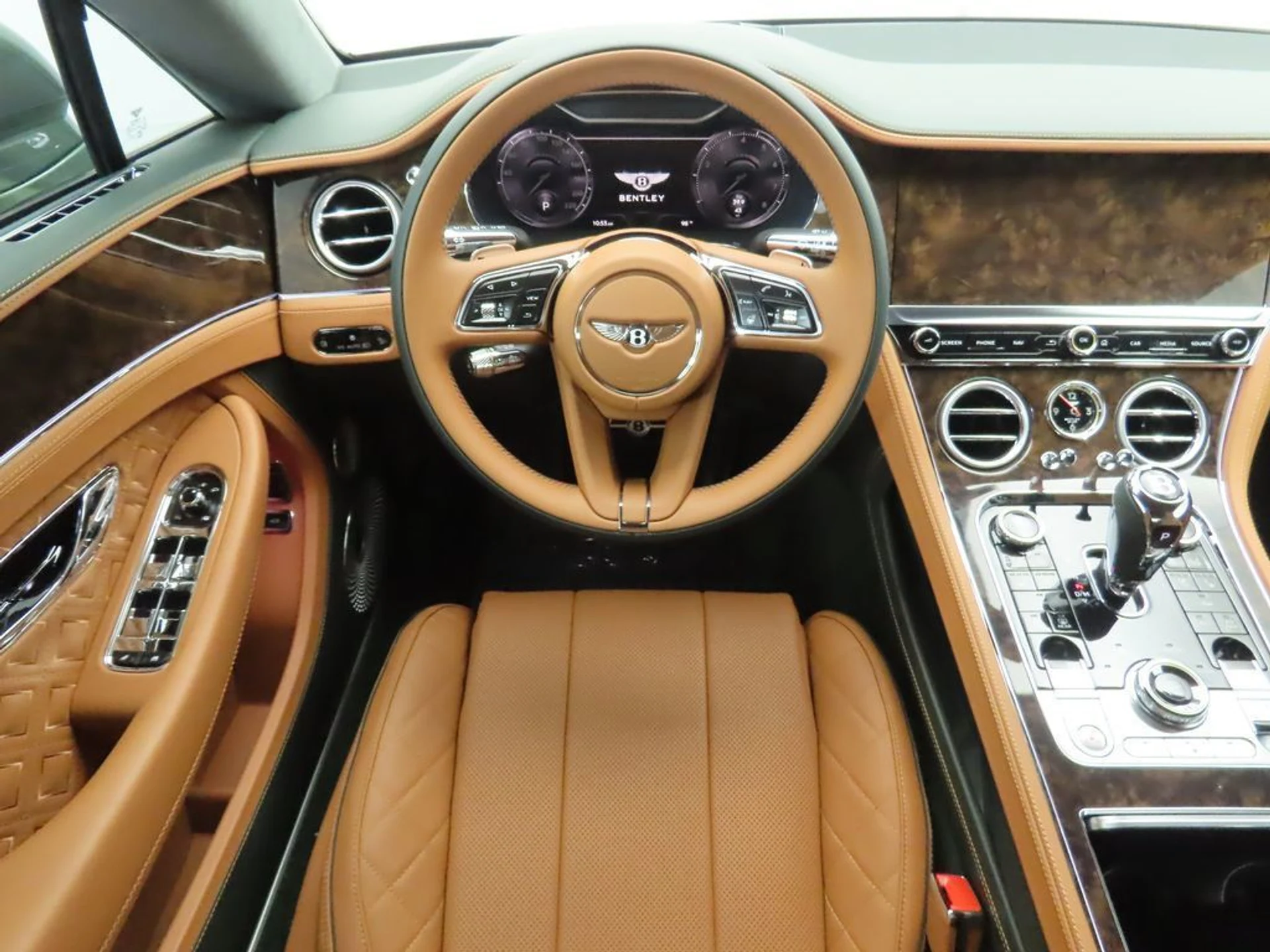 mph009_876181650_used_2024_bentley_continental_gtspeedcoupe_8119_22512898_10_1024_d5e67c1494