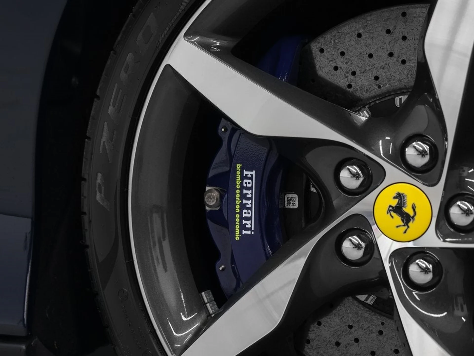 mph009_880205654_10_37eaca7e33