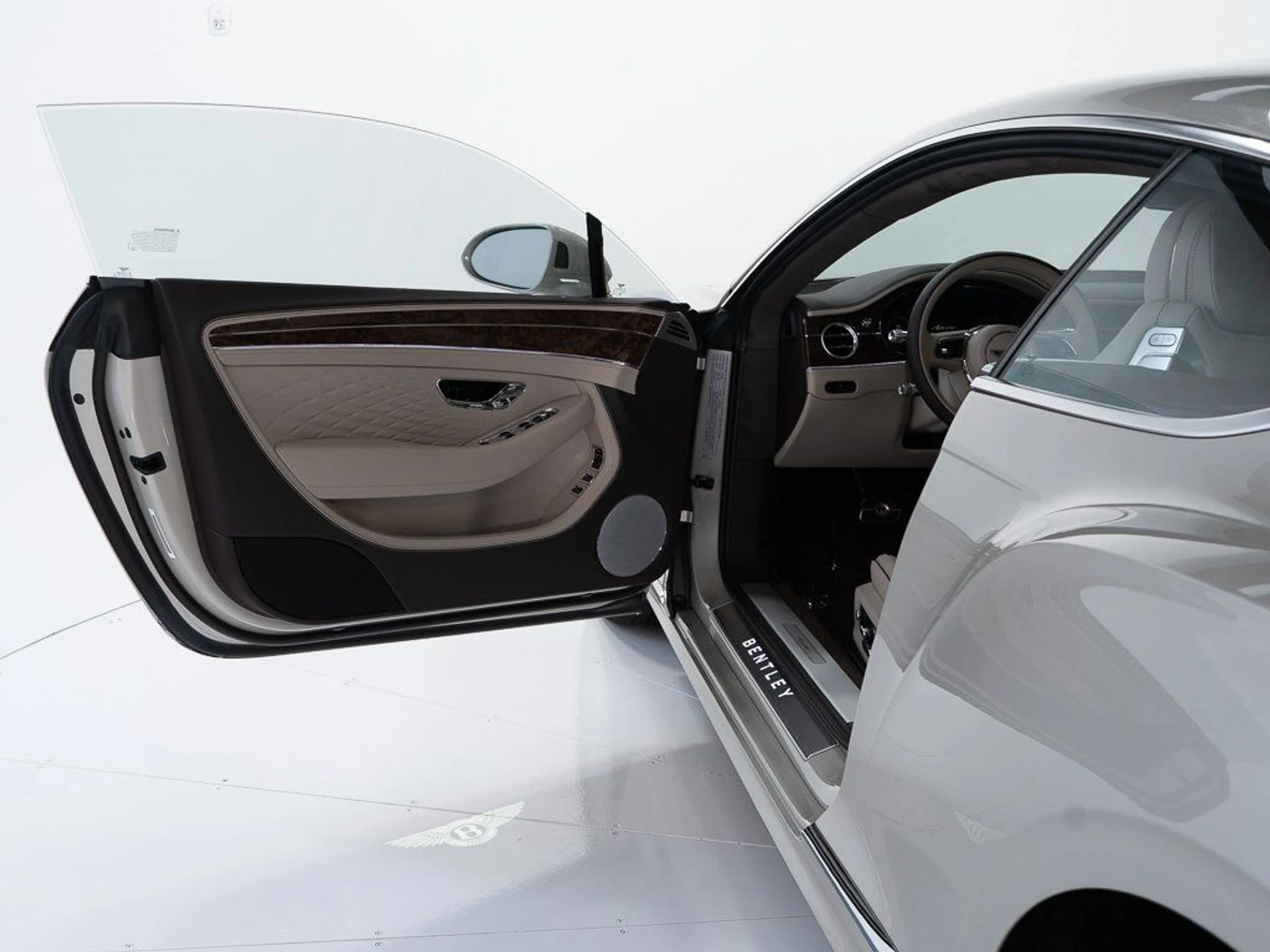 mph009_884963269_37dc0ffe95ed16bab8bf62f9b350d3b8_5008403afa