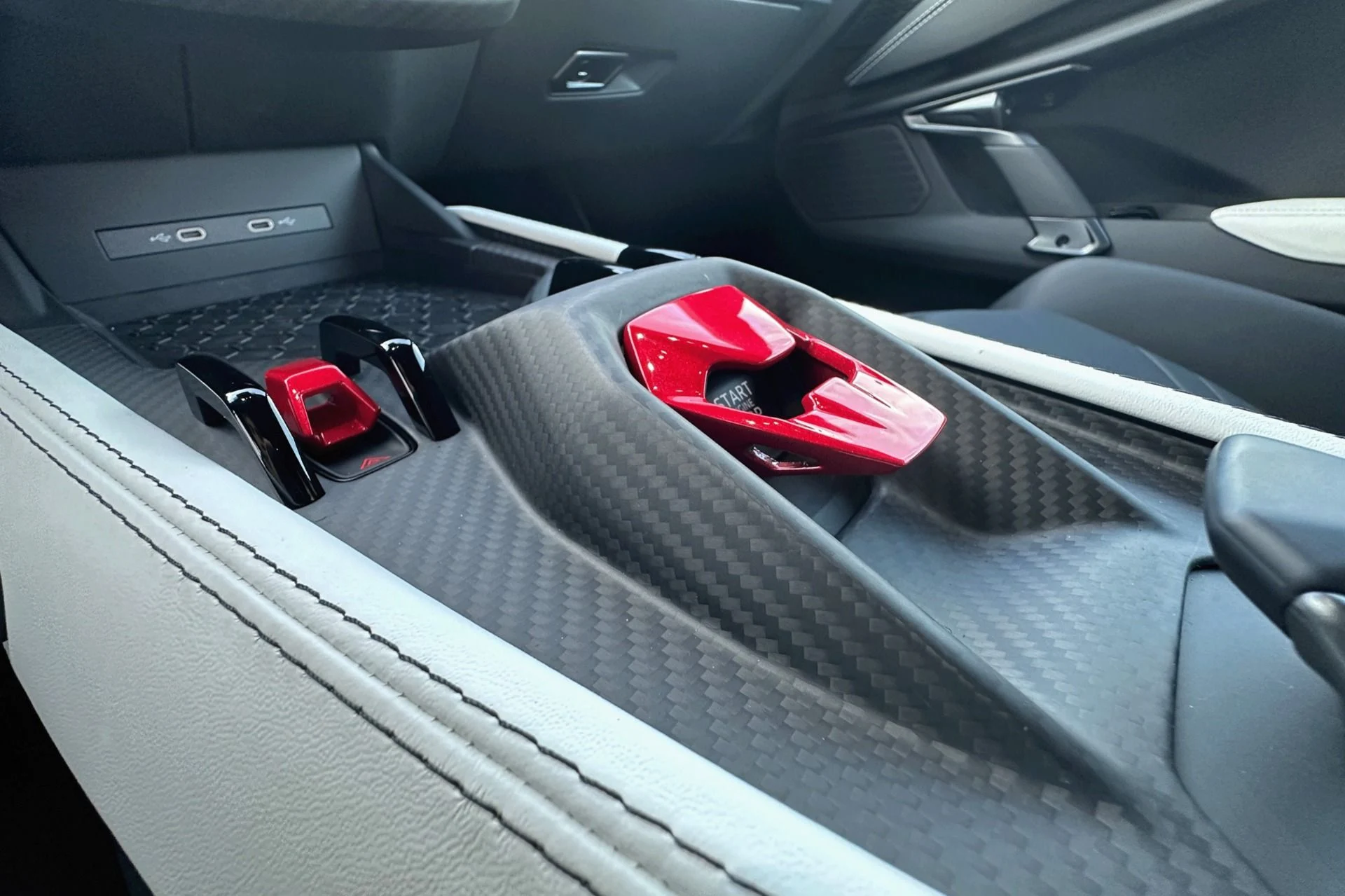 mph009_885689536_New_2026_Lamborghini_Revuelto_1765461350_5b476cb539